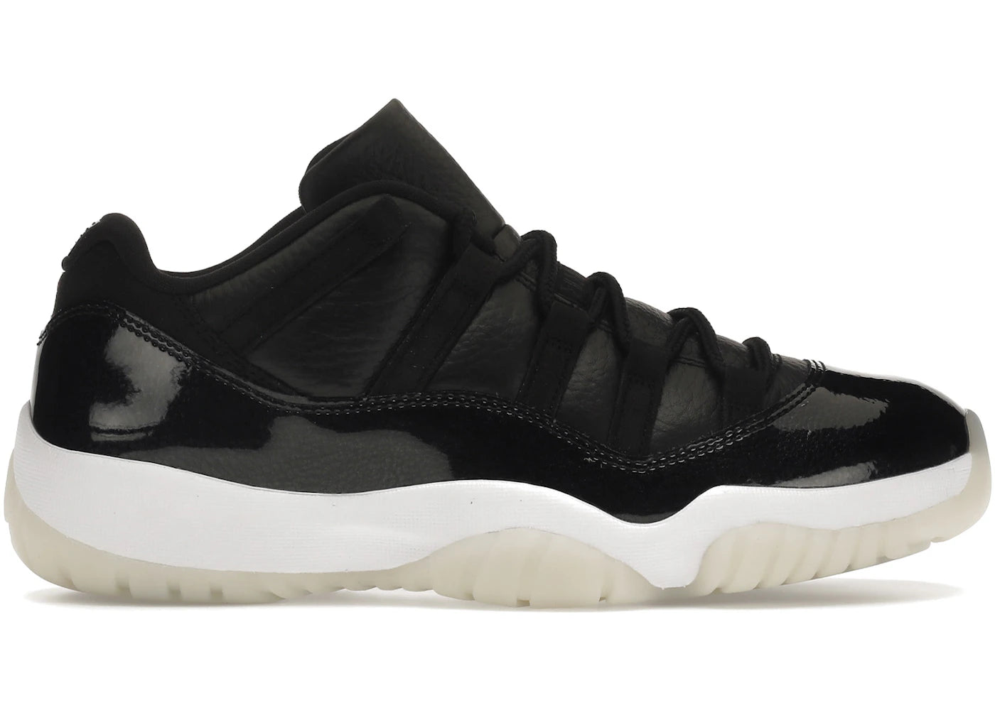 Jordan 11 Retro Low 72-10 *pre-owned* SIZE 9