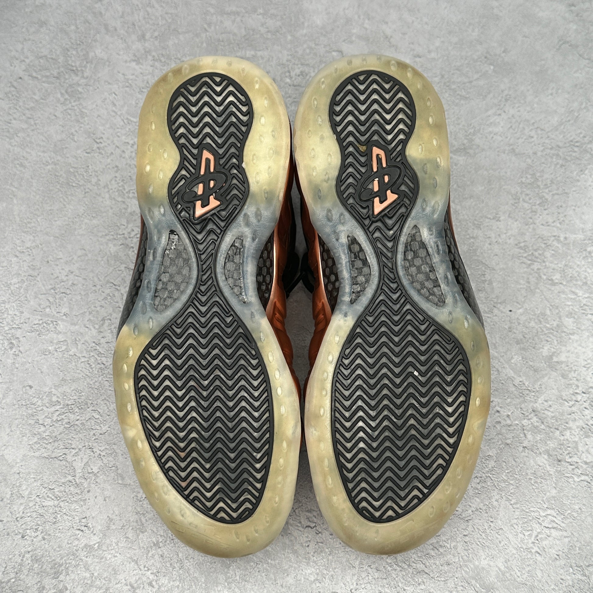 Nike Air Foamposite One Copper (2024) *pre-owned* SIZE 10.5