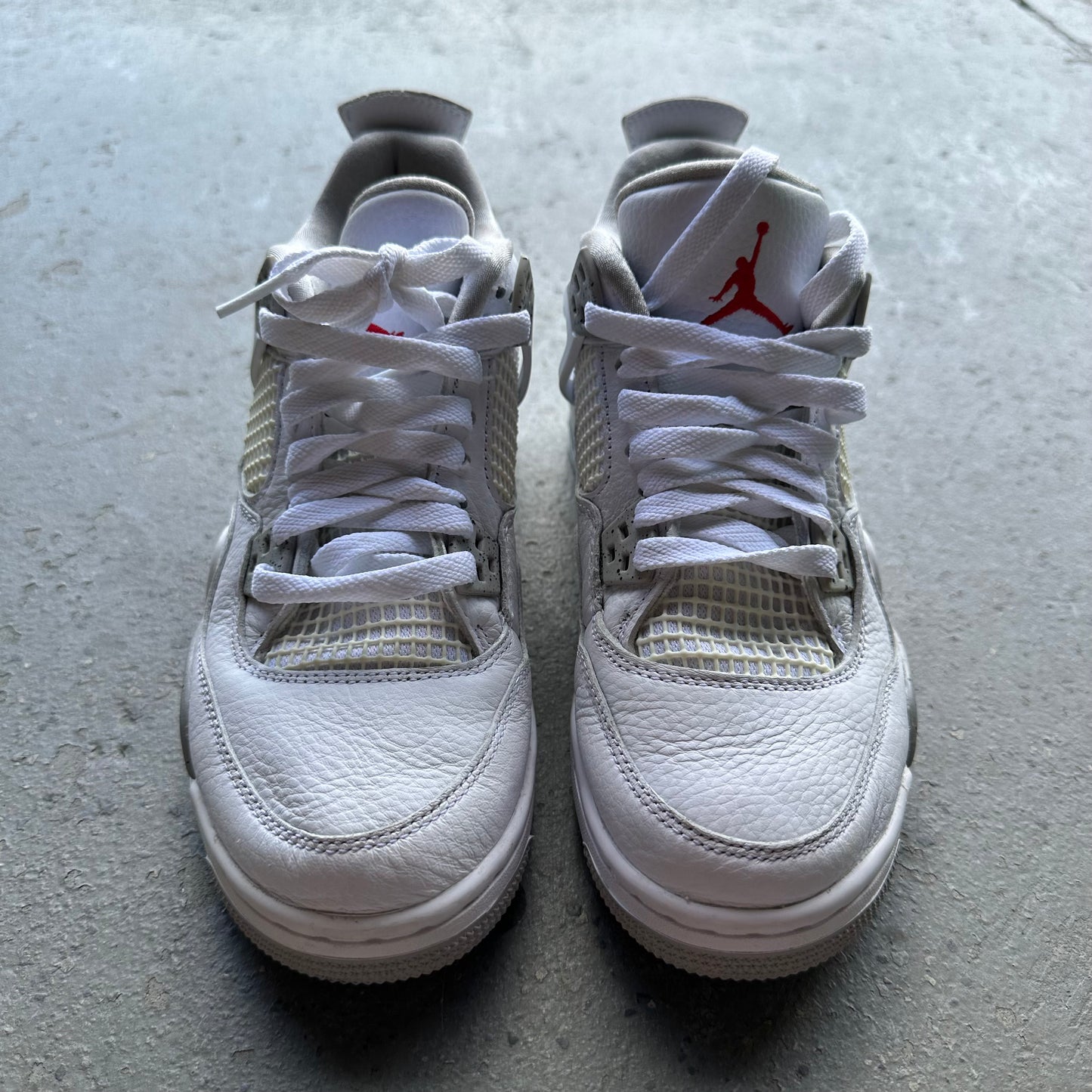 Jordan 4 Retro White Oreo (2021) (GS) *pre-owned* (SIZE 7Y)