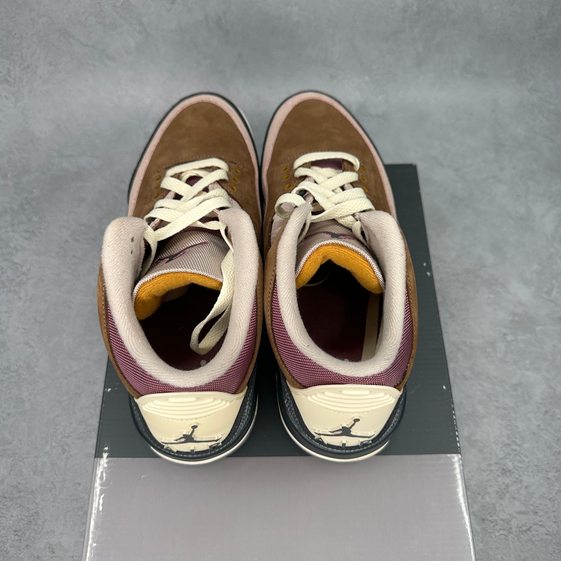 Jordan 3 Retro Winterized Archaeo Brown *pre-owned* SIZE 10.5