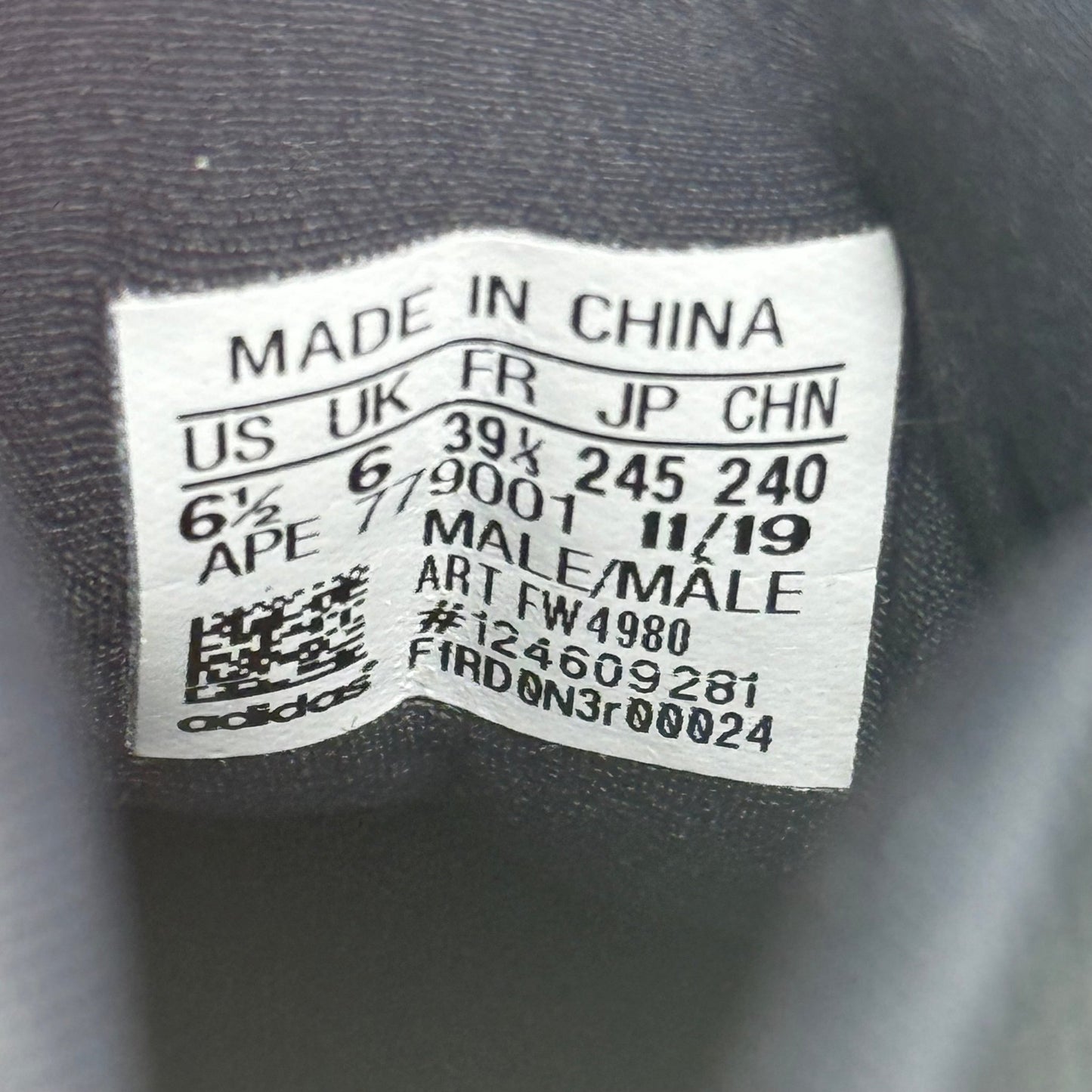 adidas Yeezy 700 V3 Azael *pre - owned* SIZE 6.5 - Kicks Collective PA - adidas - FW4980 - Men's Shoes - 6.5M/8W - Pre - Owned - No Box