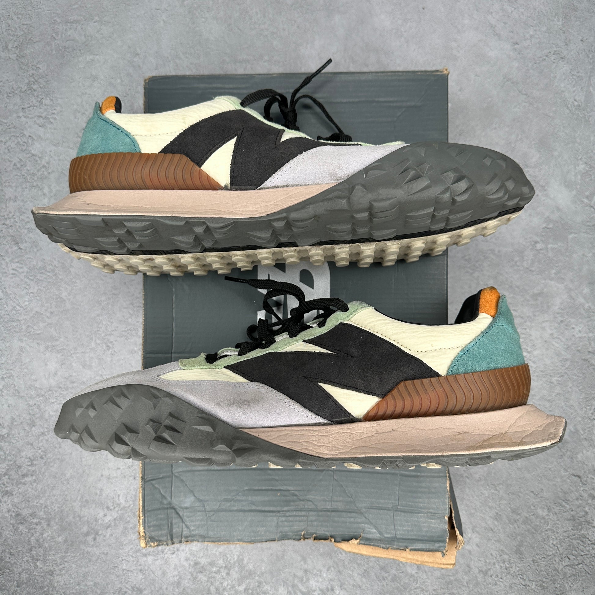 New Balance XC-72 Bone Multi-Color *pre-owned* SIZE 13