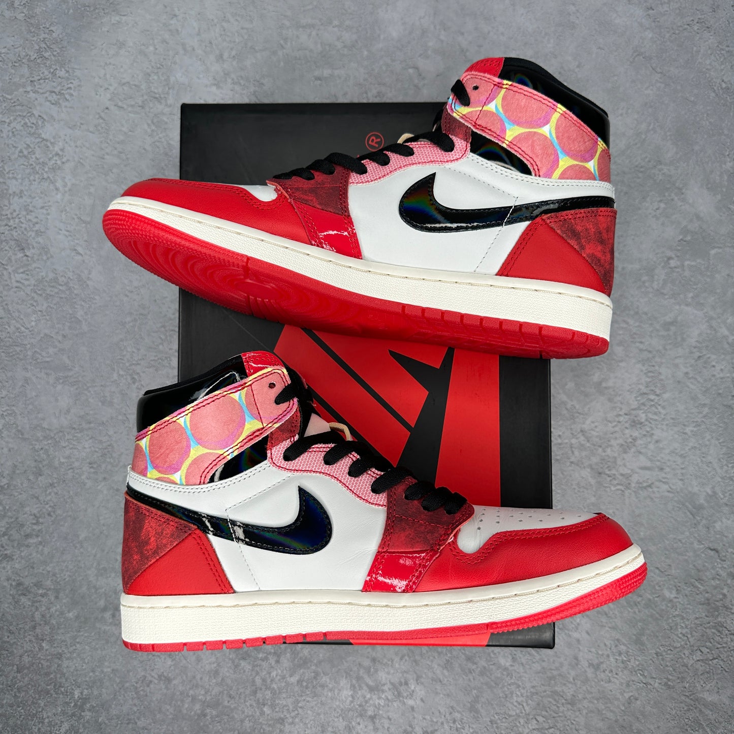 Jordan 1 Retro High OG Spider-Man Across the Spider-Verse VNDS *pre-owned* SIZE 9