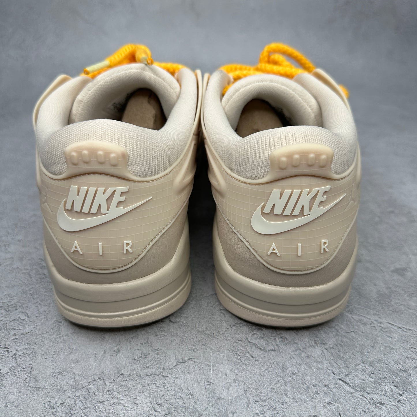 Jordan 4 RM Legend Light Brown (Women's) *pre-owned* SIZE 10.5M/12W