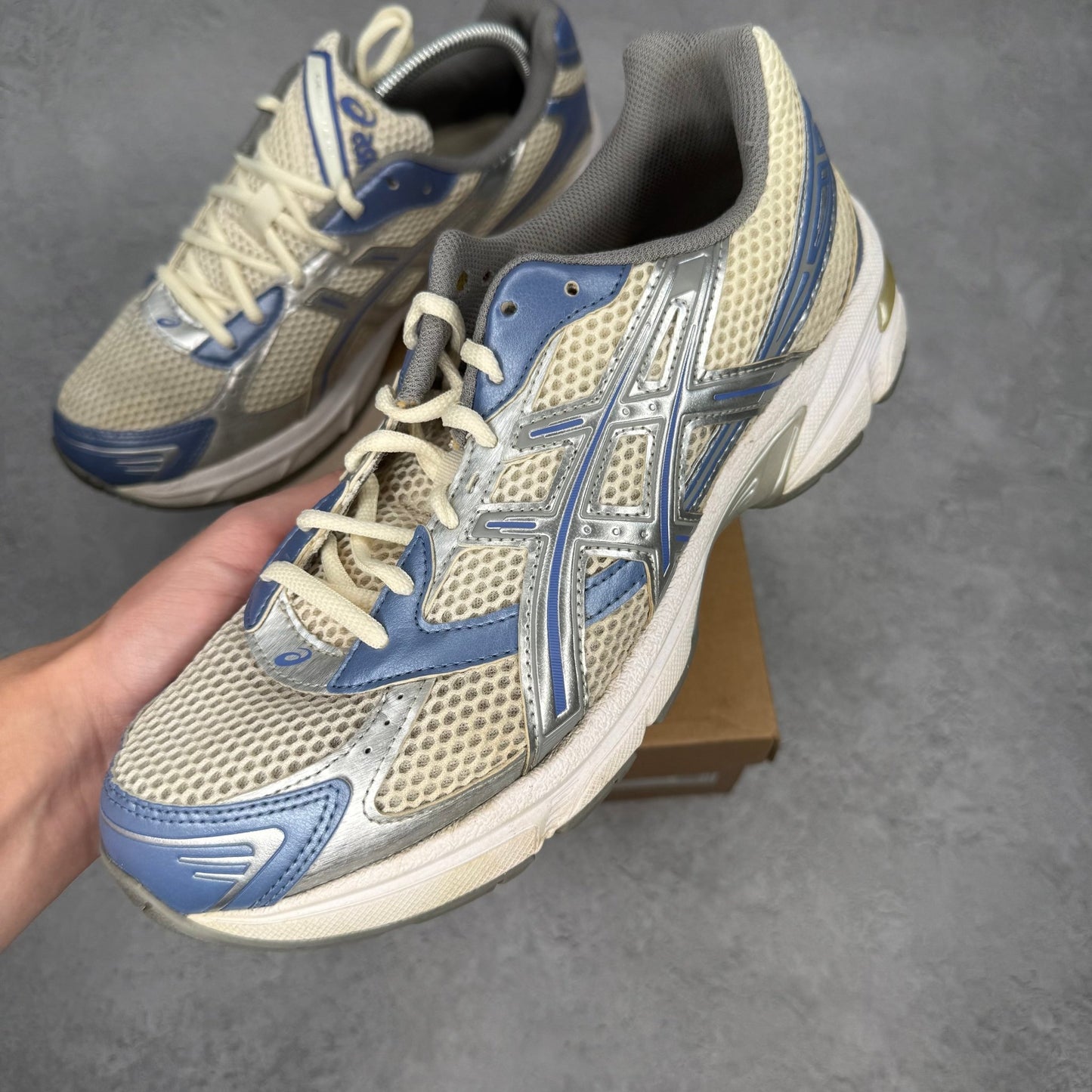 ASICS Gel - 1130 Cream Blueberry *pre - owned* SIZE 9.5 - Kicks Collective PA - ASICS - 1203A609 - 101 - Men's Shoes - 9.5M/11W - Pre - Owned