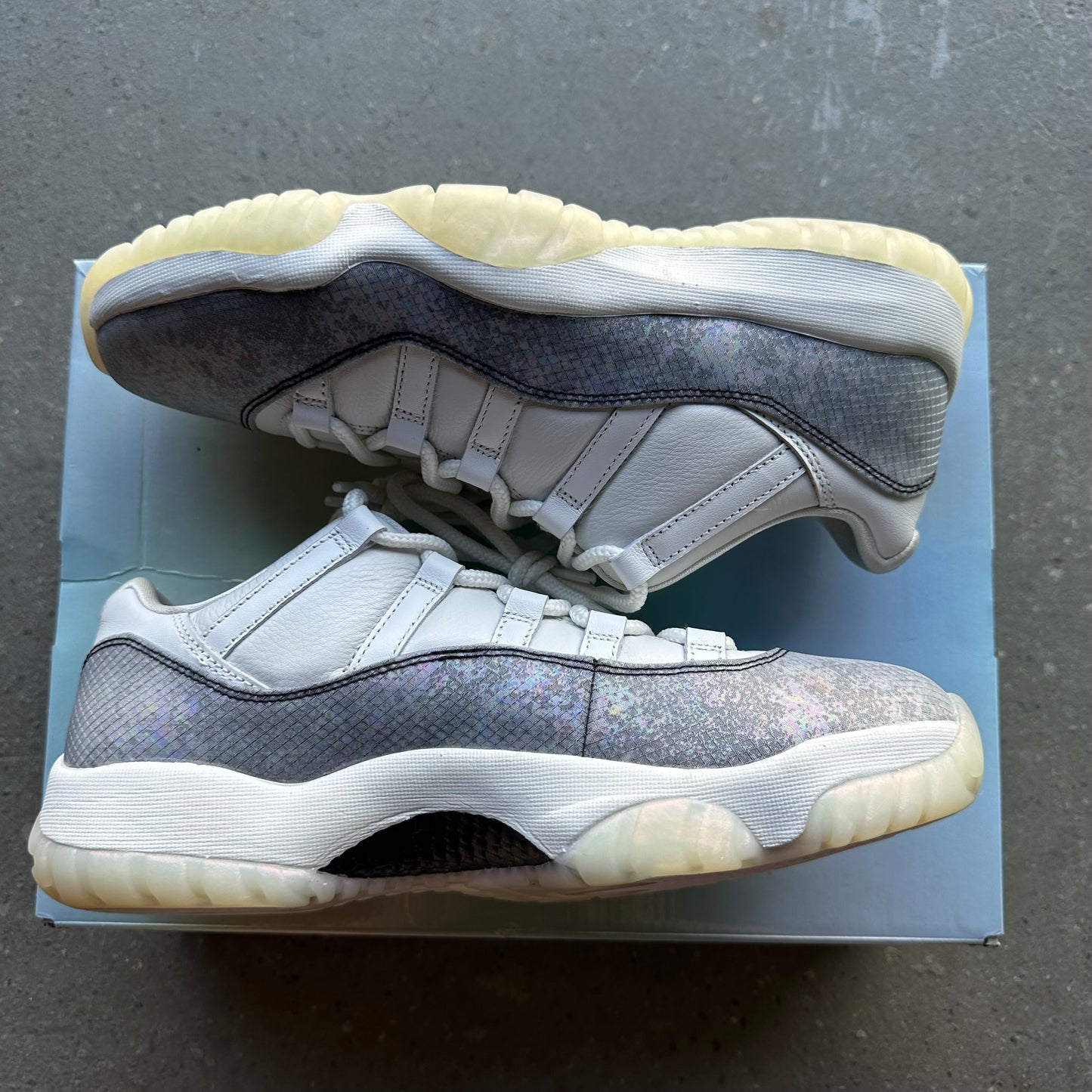 Jordan 11 Retro Low Year of the Snake *pre-owned* (SIZE 9.5)