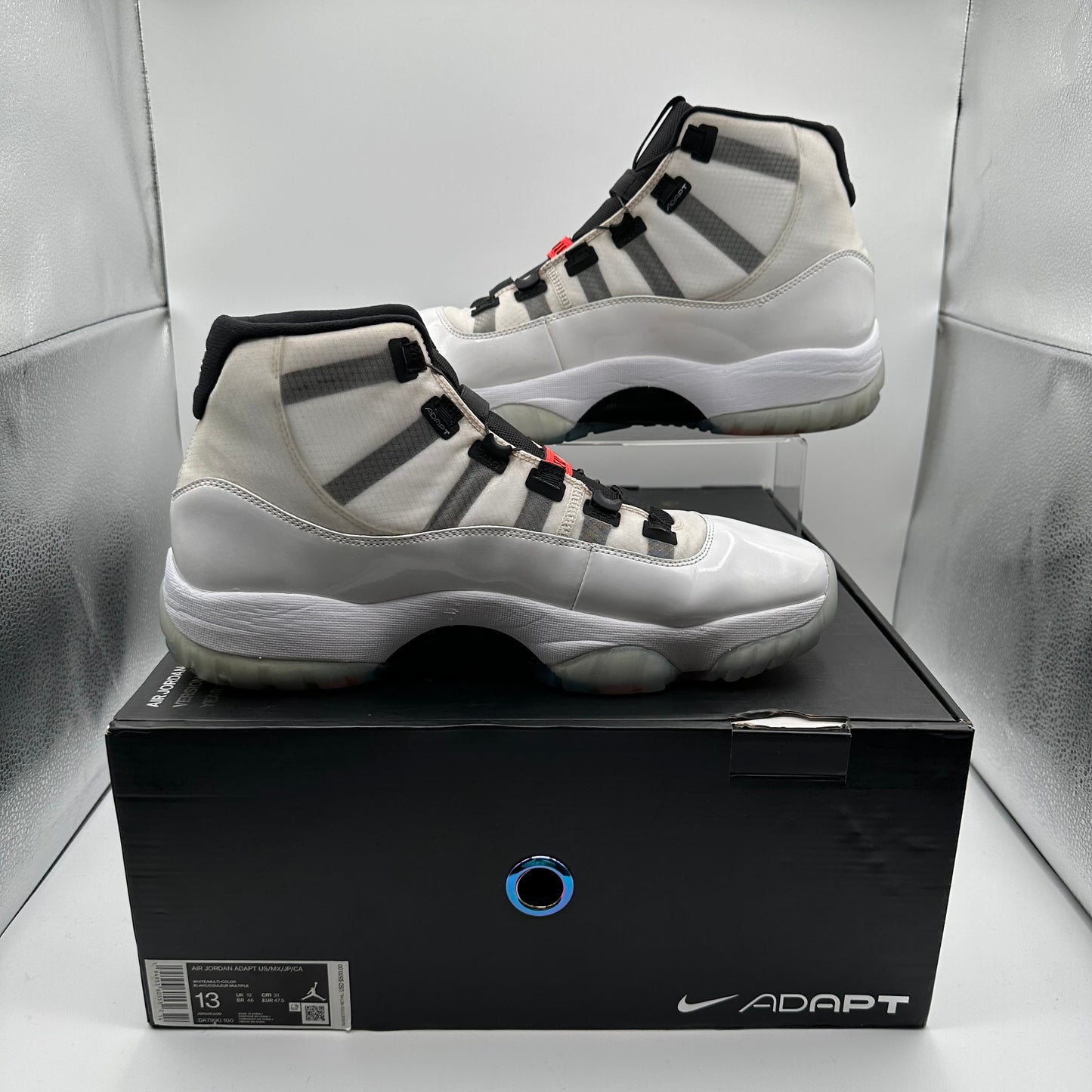 Jordan 11 Adapt White *pre-owned* (SIZE 13)