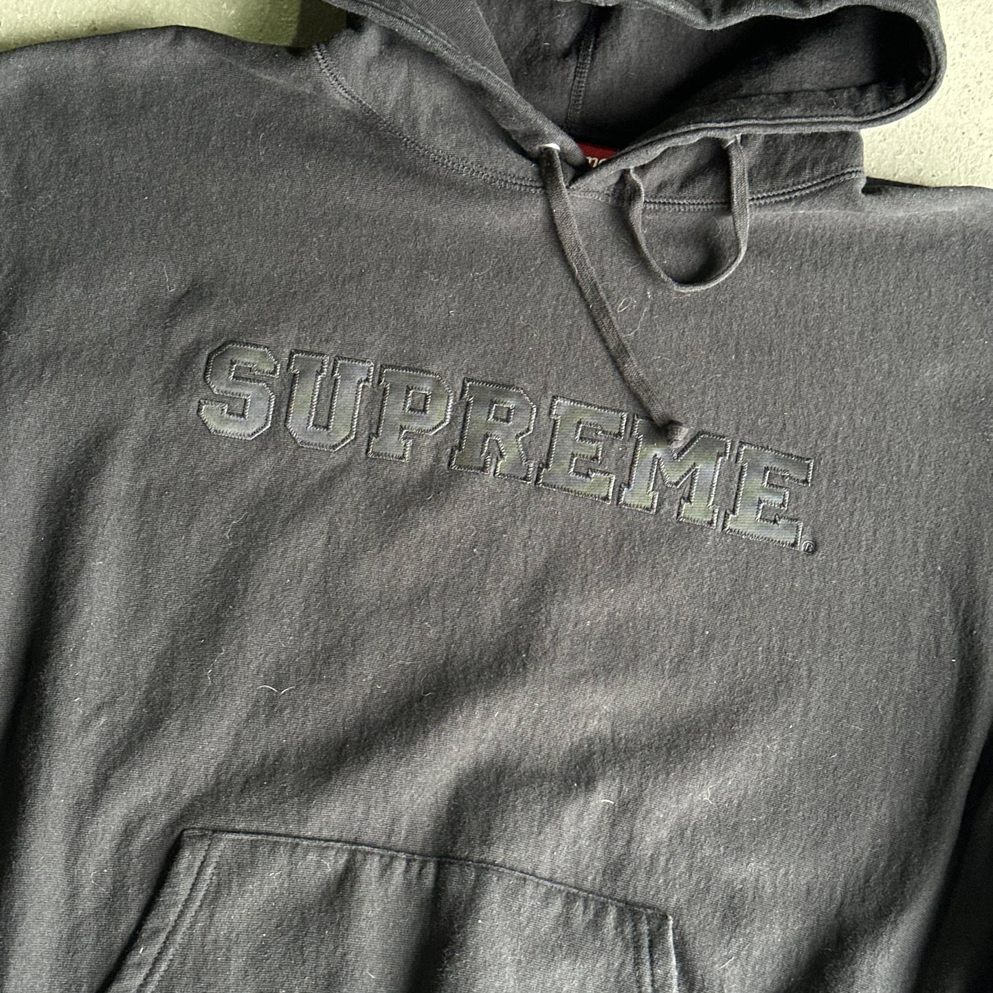 Supreme Collegiate Hooded Sweatshirt 'Black' *pre-owned* (SIZE XL)