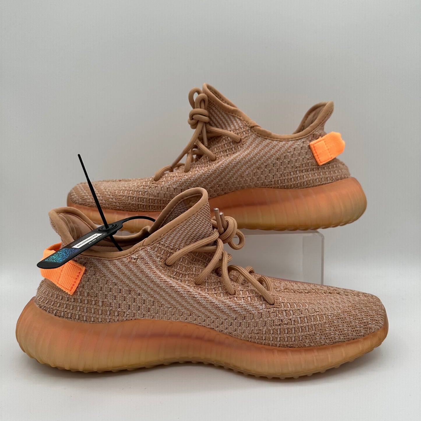 adidas Yeezy Boost 350 V2 Clay *pre-owned* (SIZE 10.5)