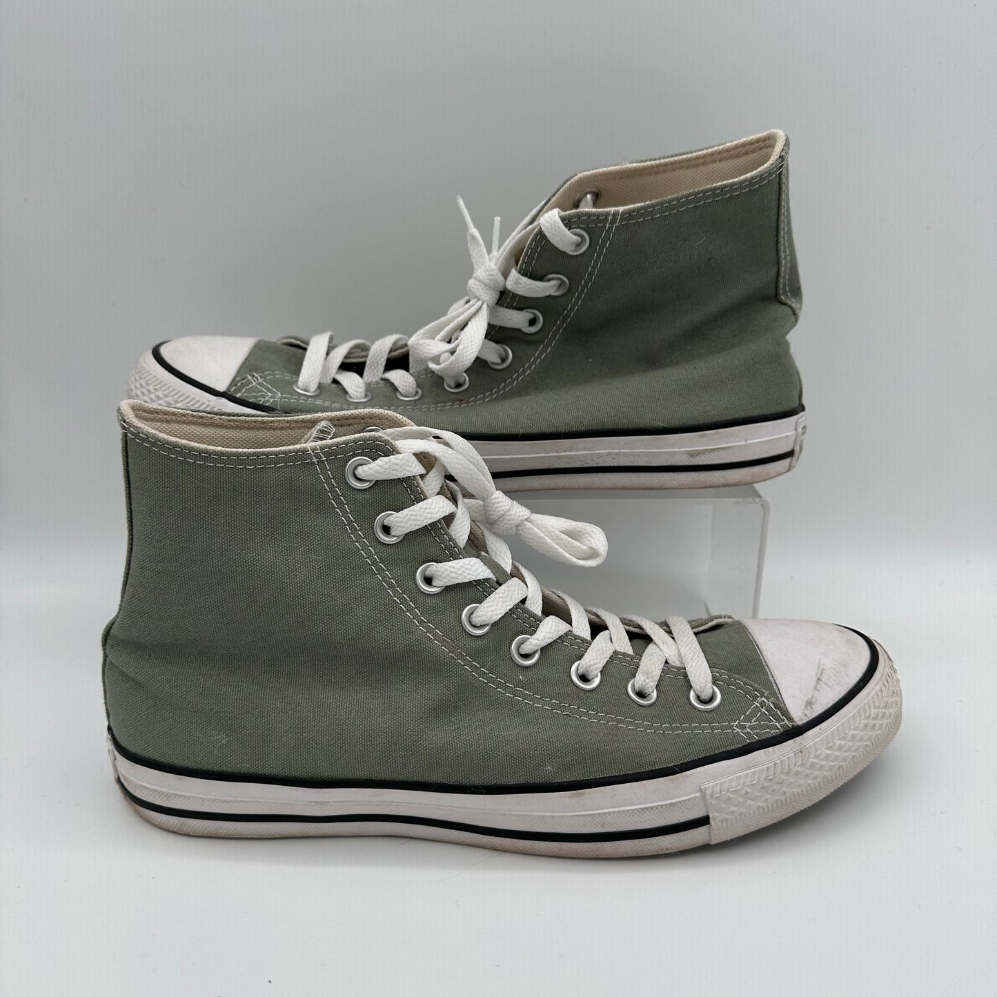 Converse Chuck Taylor High Green *pre-owned* (SIZE 9)