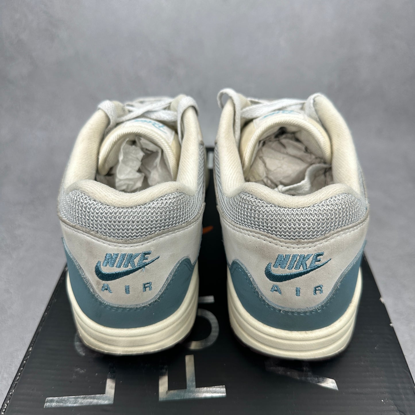 Nike Air Max 1 Patta Waves Noise Aqua *pre-owned* SIZE 10