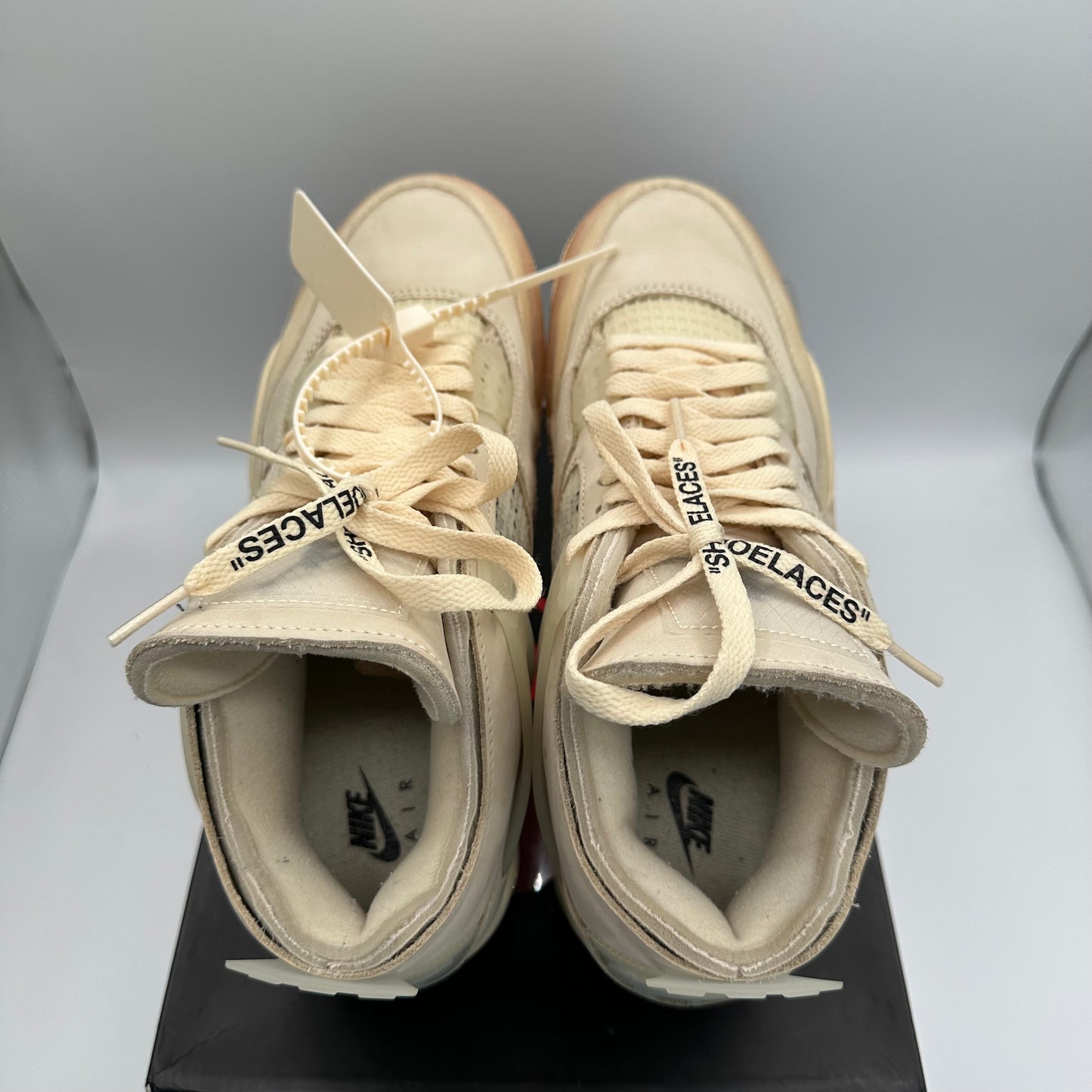 Jordan 4 Retro Off White Sail (Women’s) *pre-owned* (Size 10W/8.5M)