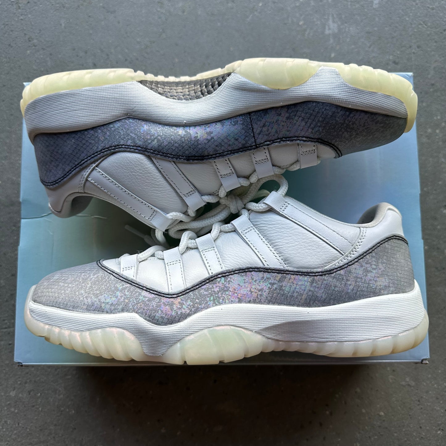 Jordan 11 Retro Low Year of the Snake *pre-owned* (SIZE 9.5)