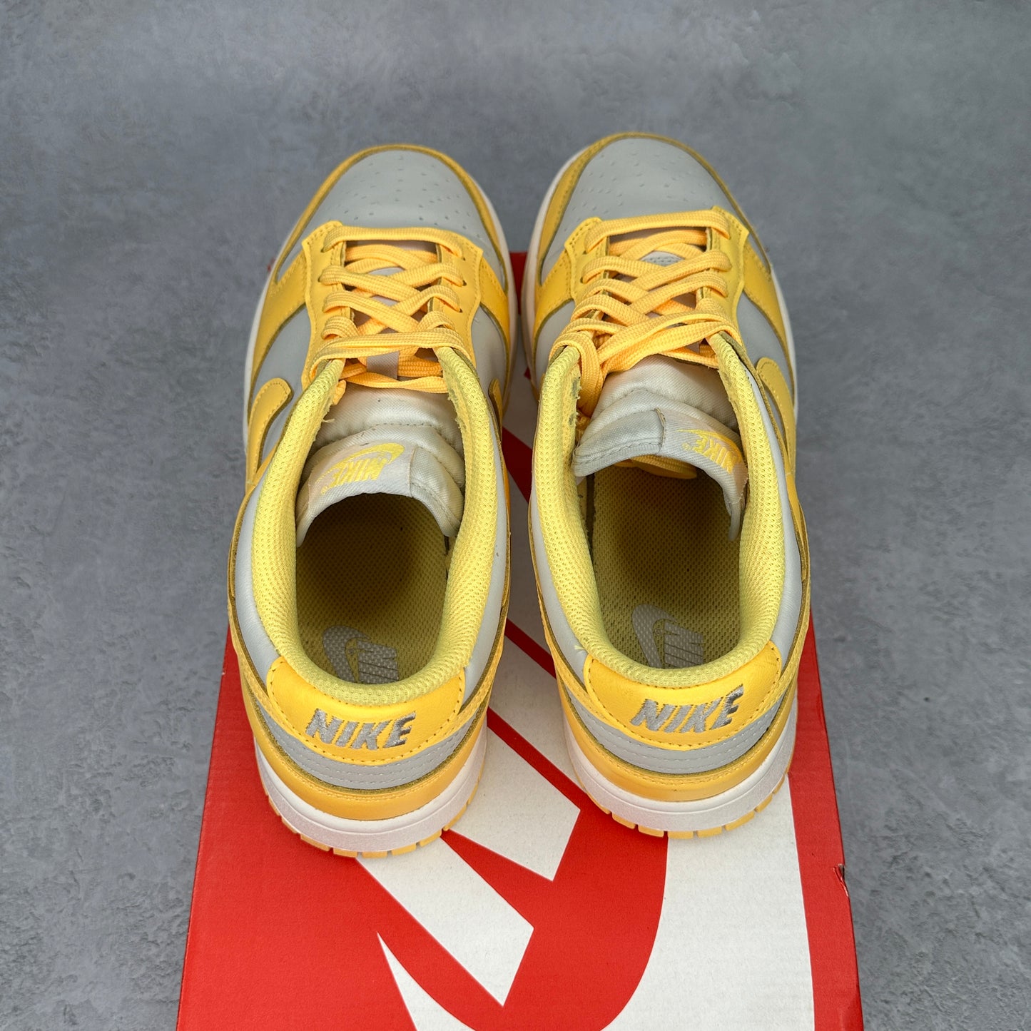 Nike Dunk Low Citron Pulse (Women's) *pre-owned* SIZE SIZE 9.5W