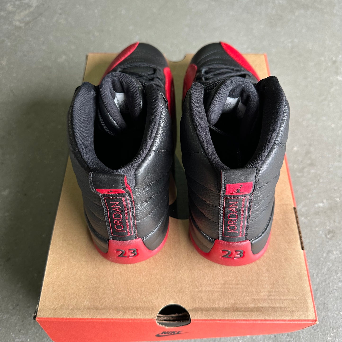 Jordan 12 Retro Flu Game (2025)*pre-owned* (SIZE 9.5)