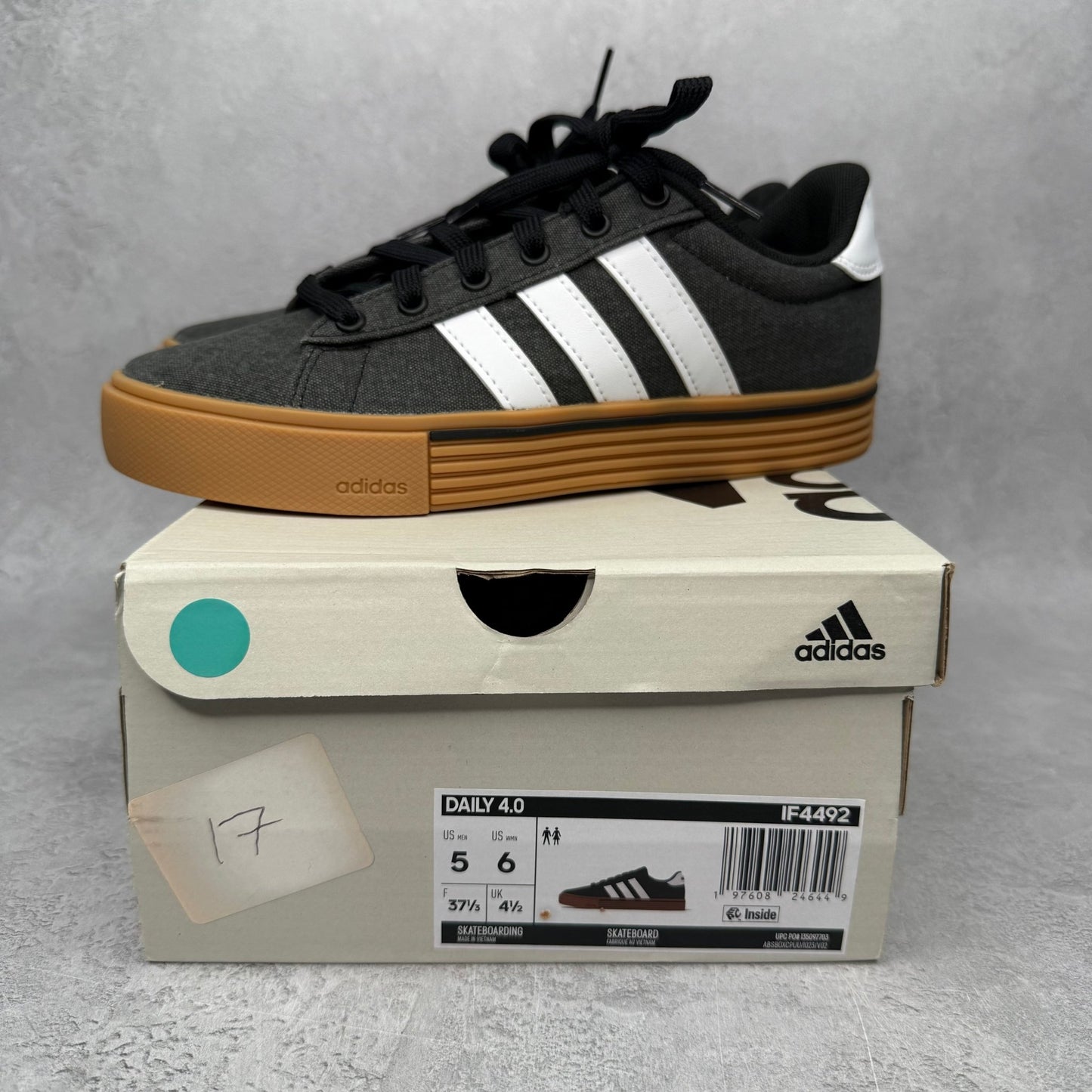 Adidas Daily 4.0 Core Black Cloud White Gum SIZE 5M/6W - Kicks Collective PA - Adidas - IF4492 - Men's Shoes - 5M/6.5W - Brand New