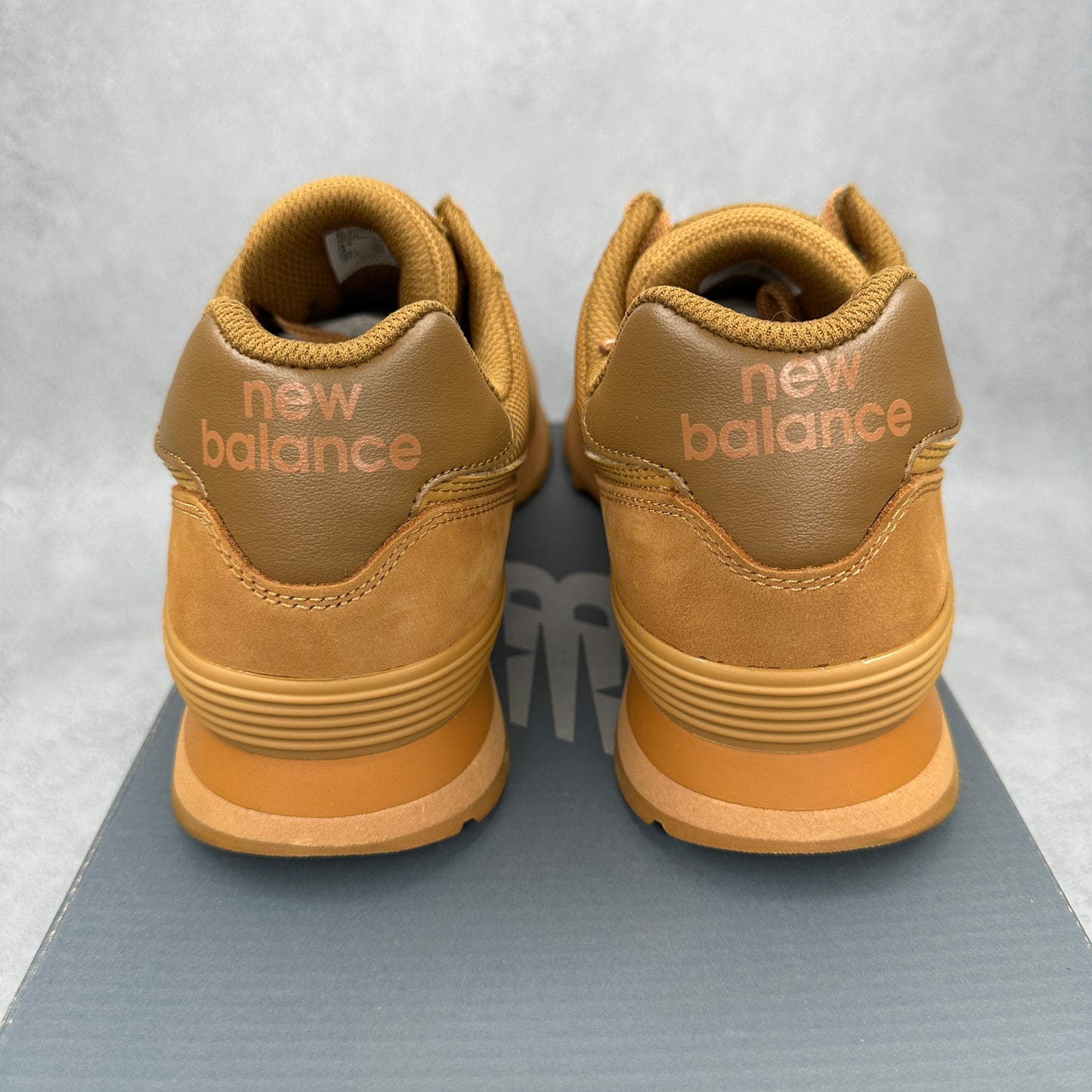 New Balance 574 Mono Wheat Workwear VNDS *pre-owned* SIZE 9