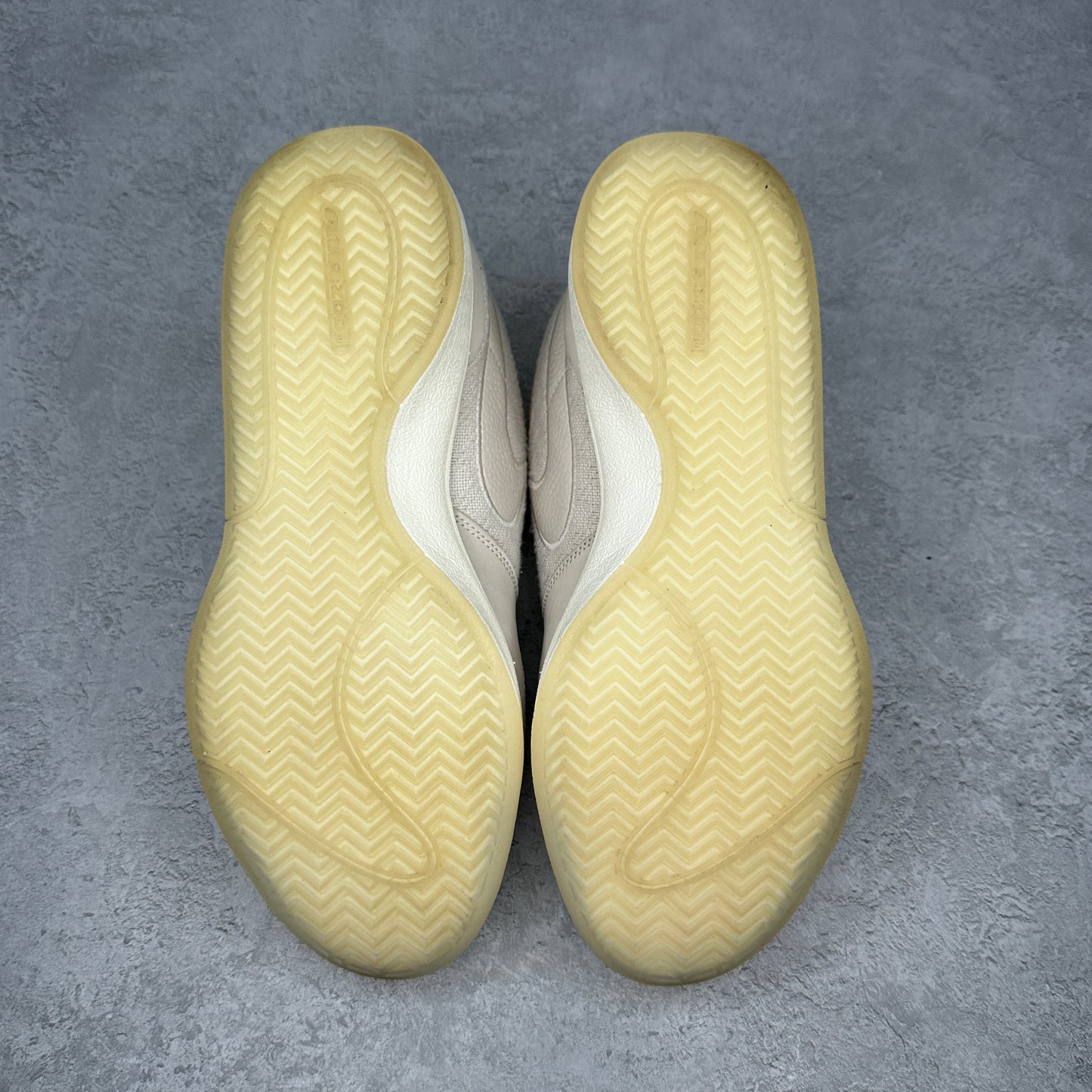 Nike Book 1 Mirage (Translucent Outsole) *pre-owned* SIZE 11
