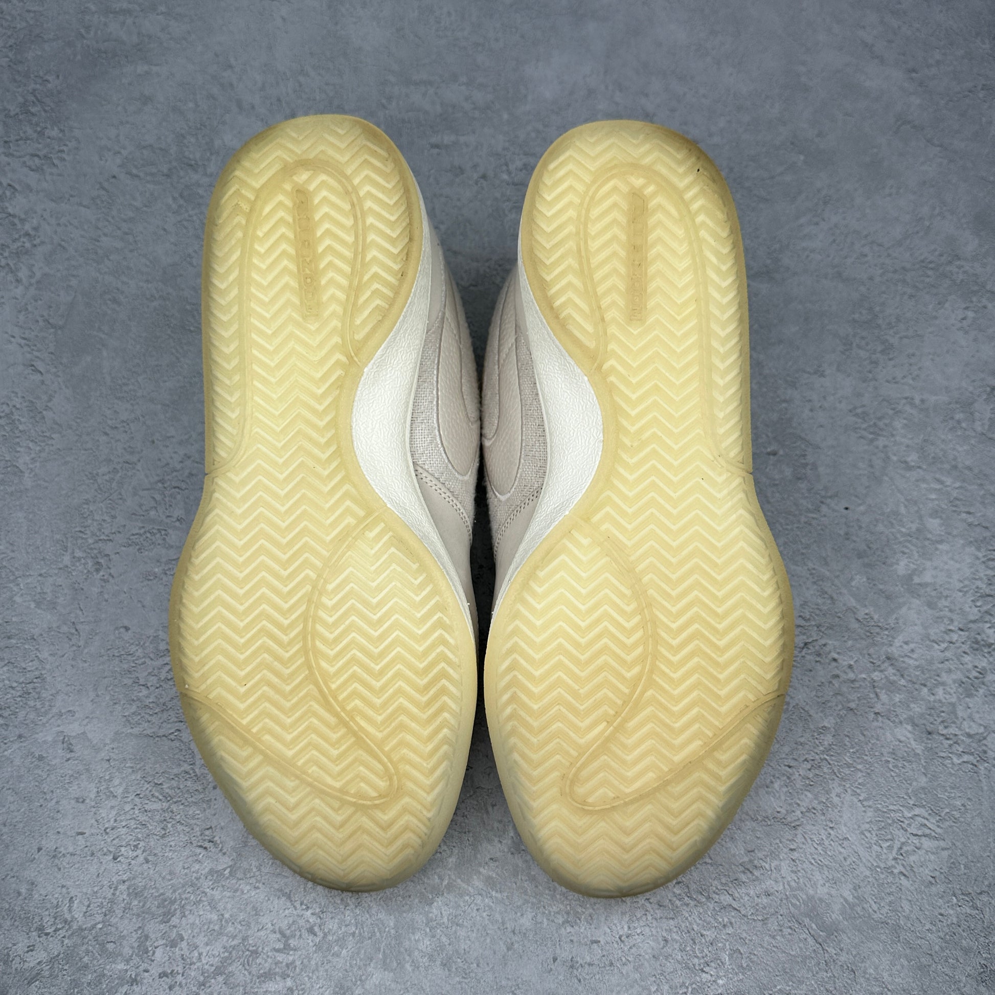 Nike Book 1 Mirage (Translucent Outsole) *pre-owned* SIZE 11