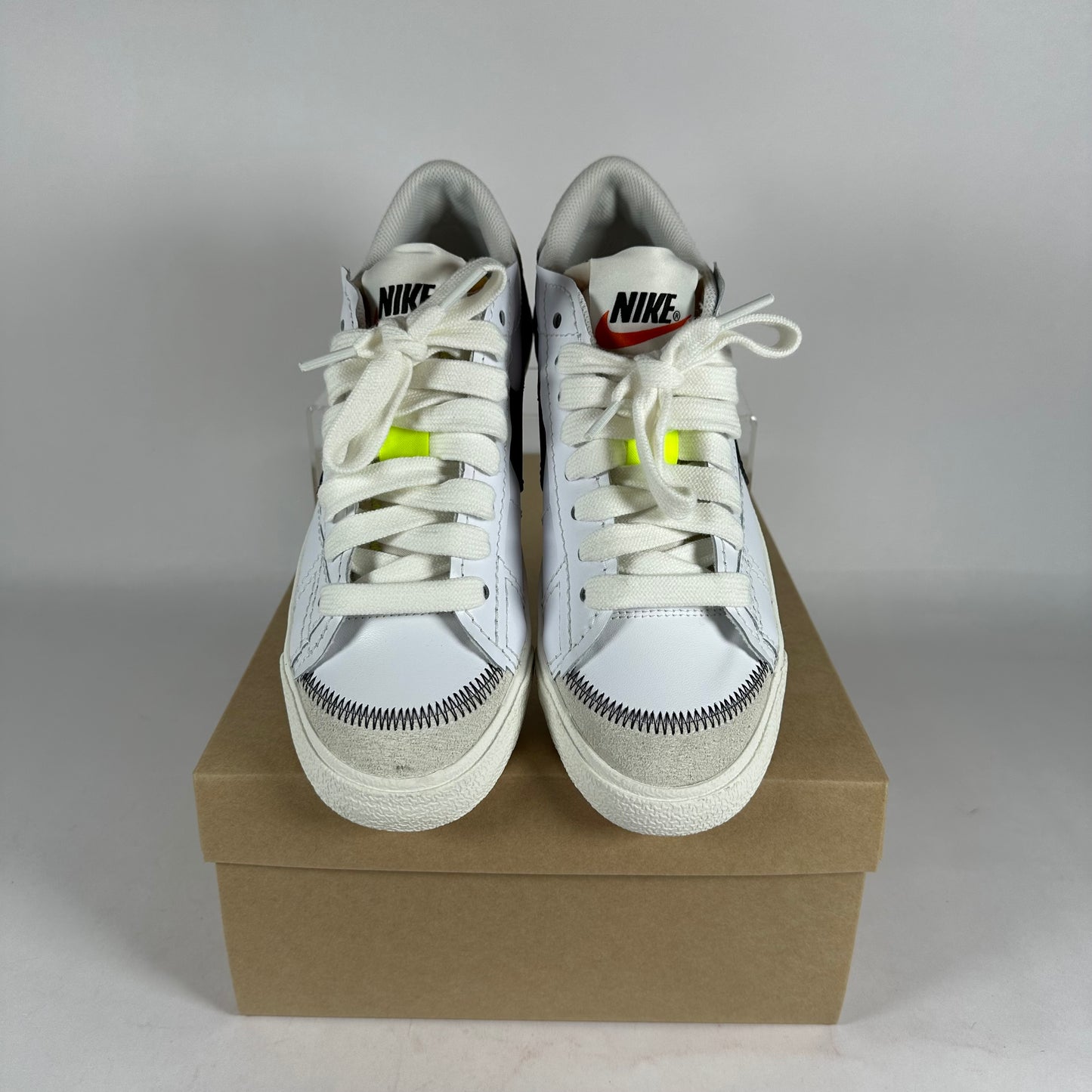 Nike Blazer Low 77 Jumbo White Black Sail *pre-owned* size 9