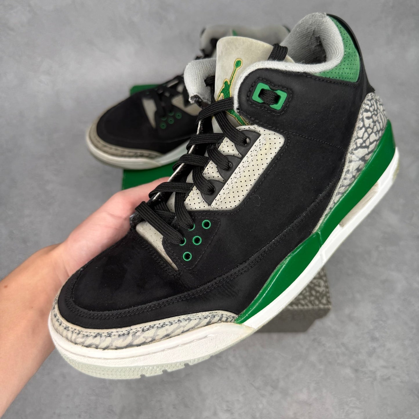 Jordan 3 Retro Pine Green *pre - owned* SIZE 9 - Kicks Collective PA - Jordan - CT8532 - 030 - Men's Shoes - 9M/10.5W - Pre - Owned