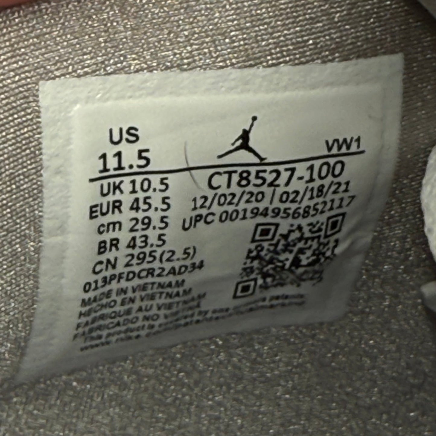 Jordan 4 Retro White Oreo (2021) *pre - owned* SIZE 11.5 - Kicks Collective PA - Jordan - CT8527-100 - Men's Shoes - 11.5M/13W - Pre - Owned - No Box