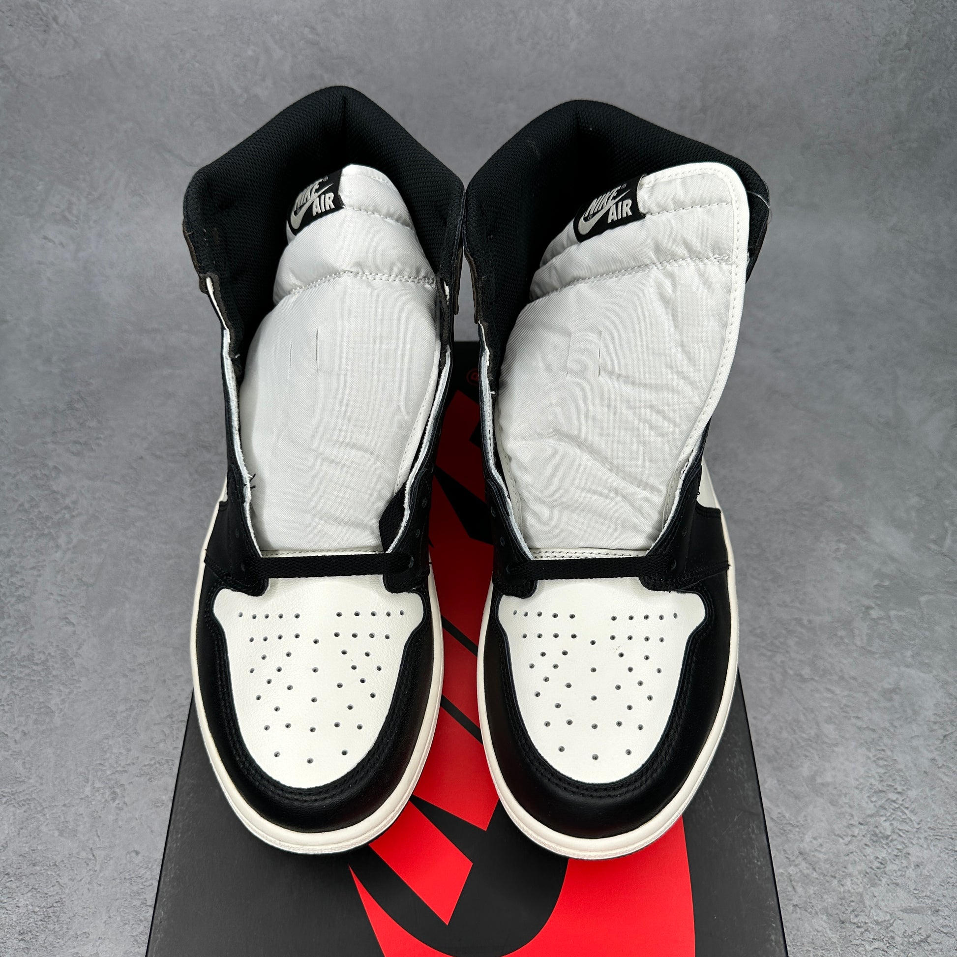 Jordan 1 Retro High Dark Mocha