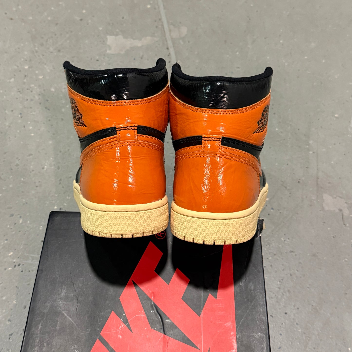 Jordan 1 High Retro Shattered Backboard 3.0 *pre-owned* (SIZE 9)