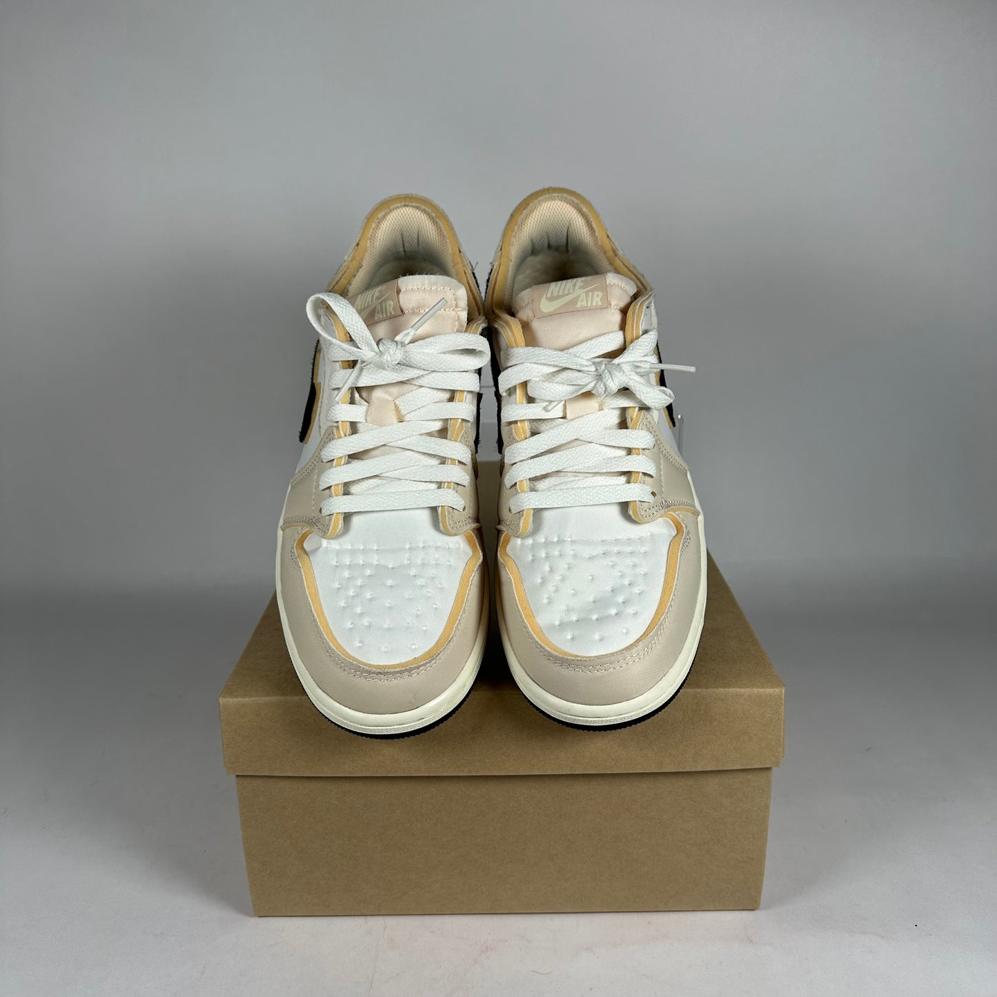 Jordan 1 Low EX Coconut Milk *pre-owned* size 9