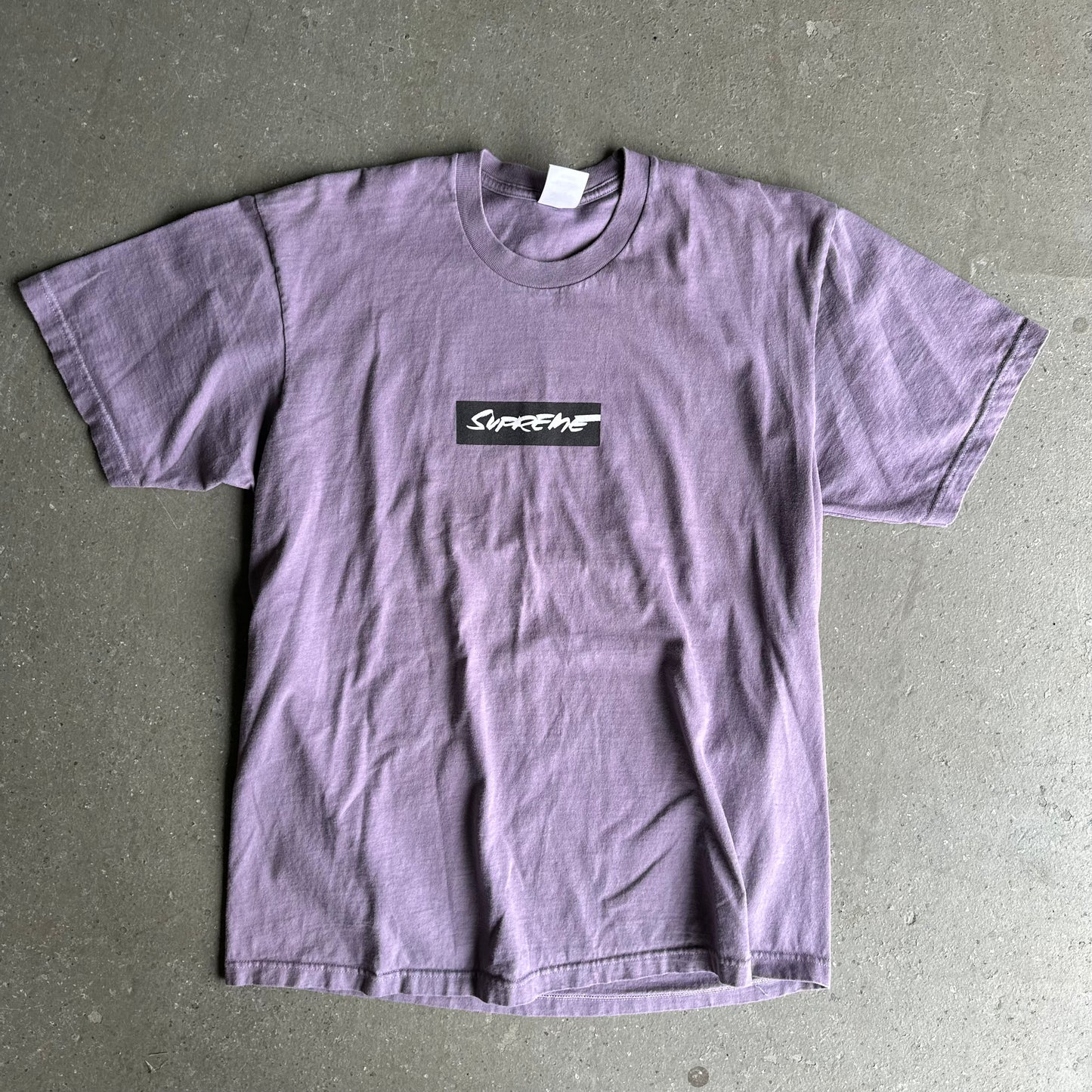 Supreme Futura Box Logo Tee Dusty Purple *pre-owned* (SIZE LARGE)