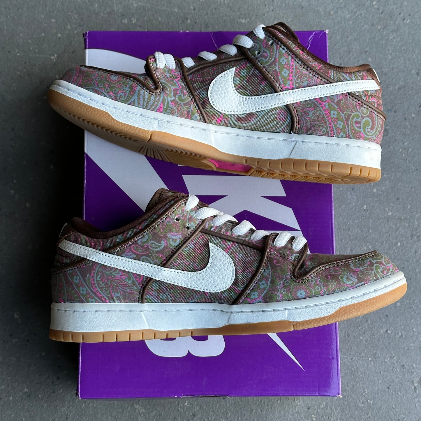 Nike SB Dunk Low Pro Paisley Brown *pre-owned* (SIZE 9.5)
