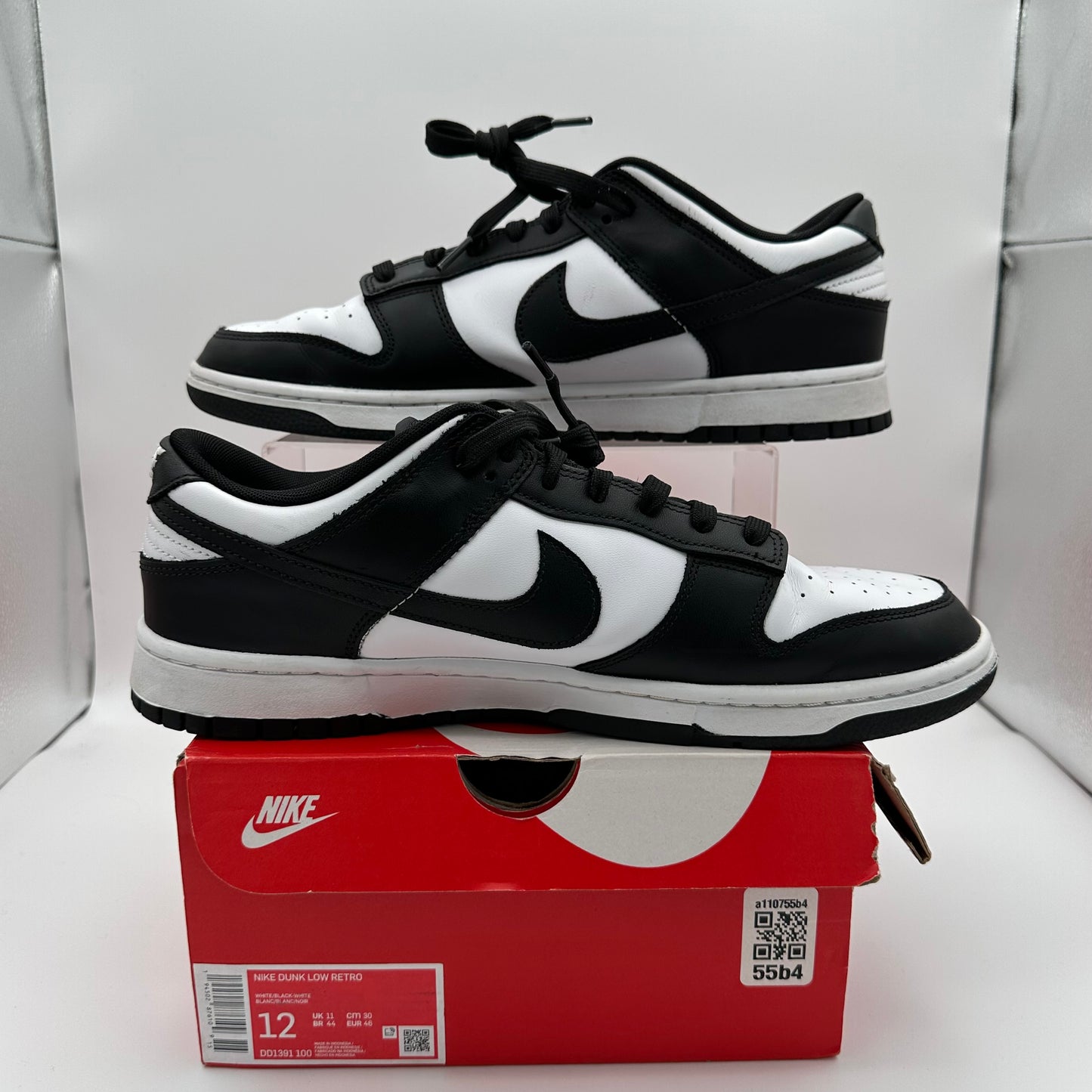 Nike Dunk Low Retro White Black Panda *pre-owned* (SIZE 12)