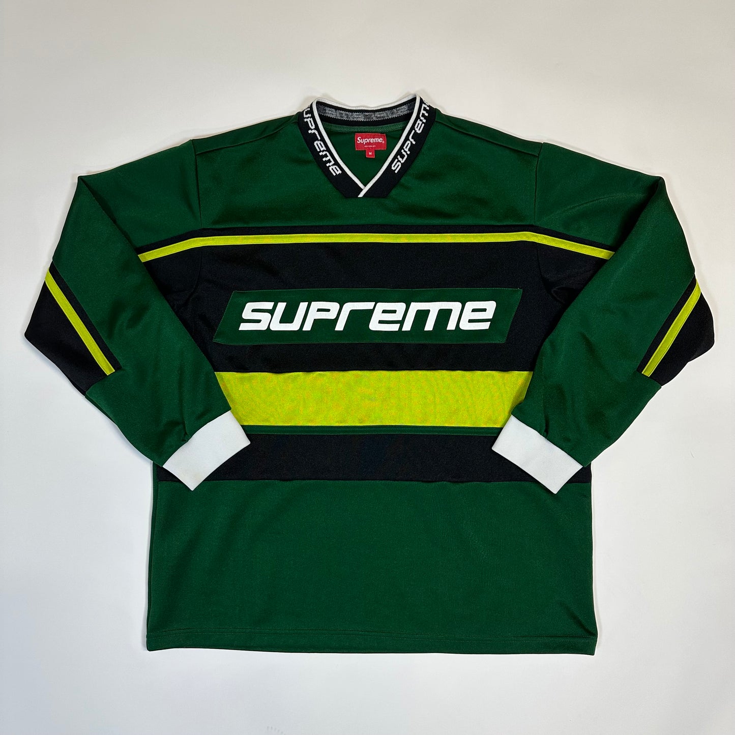 Supreme Warm Up Hockey Jersey Dark Green Yellow *pre-owned* (SIZE MEDIUM)