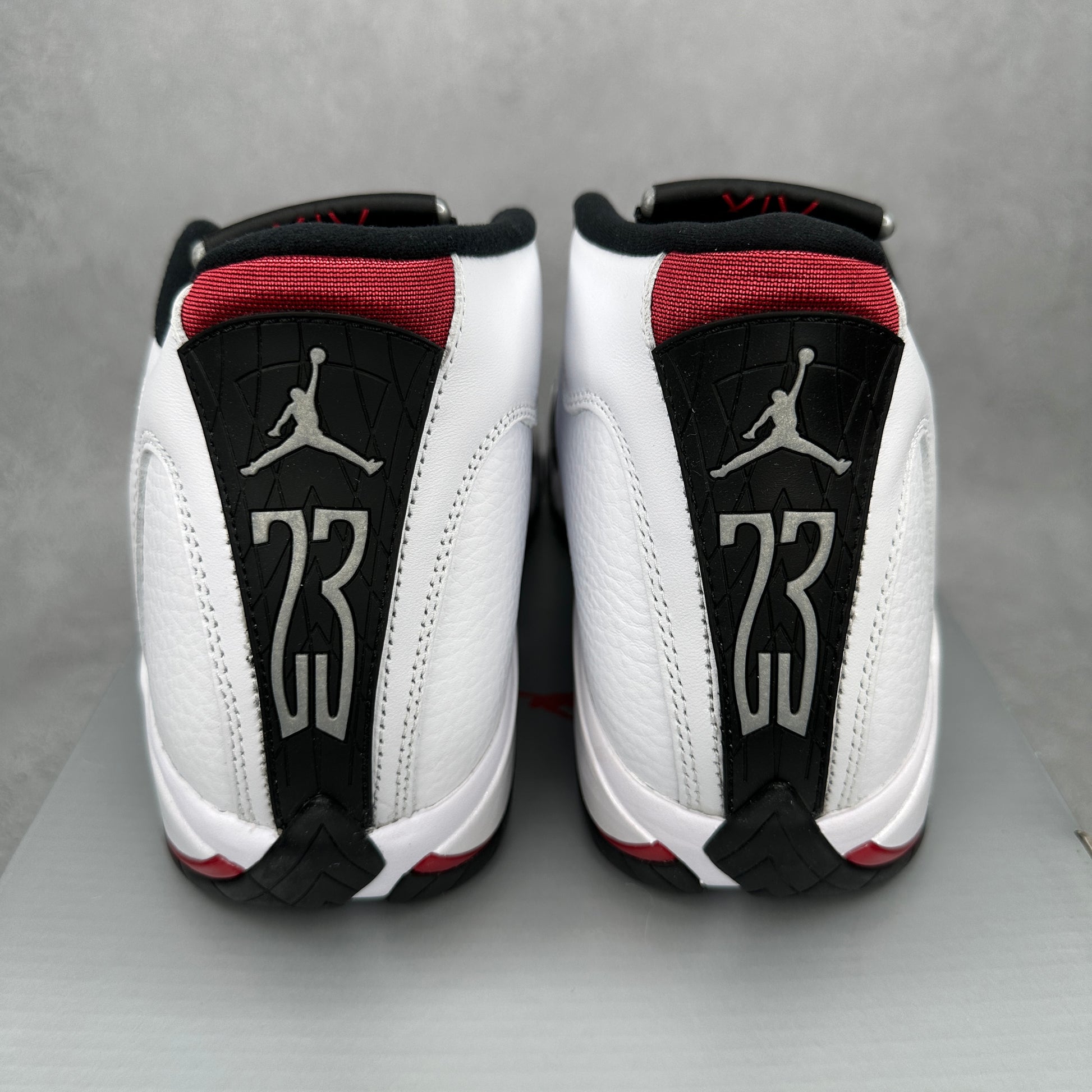 Jordan 14 Retro Black Toe (2024)