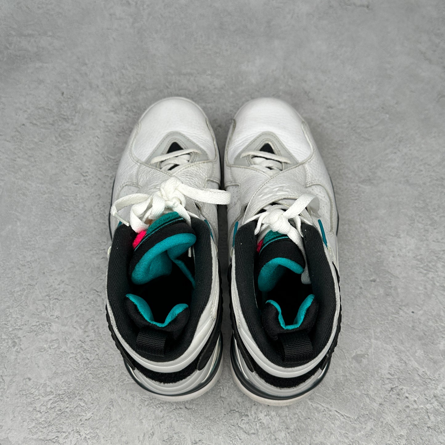 Jordan 8 Retro South Beach *pre-owned* SIZE 8