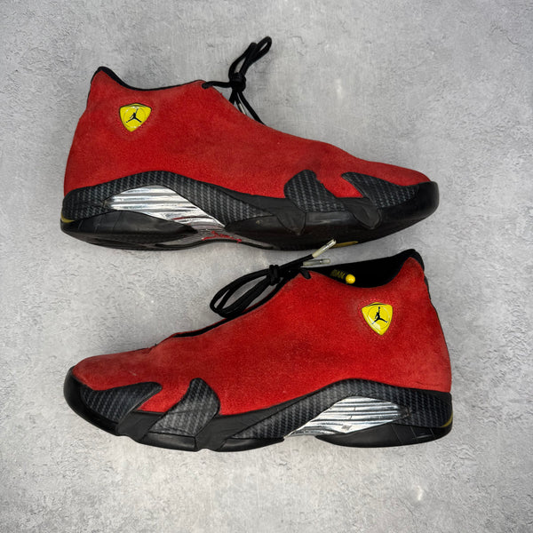 Jordan 14 Retro Challenge Red *pre-owned* SIZE 9.5