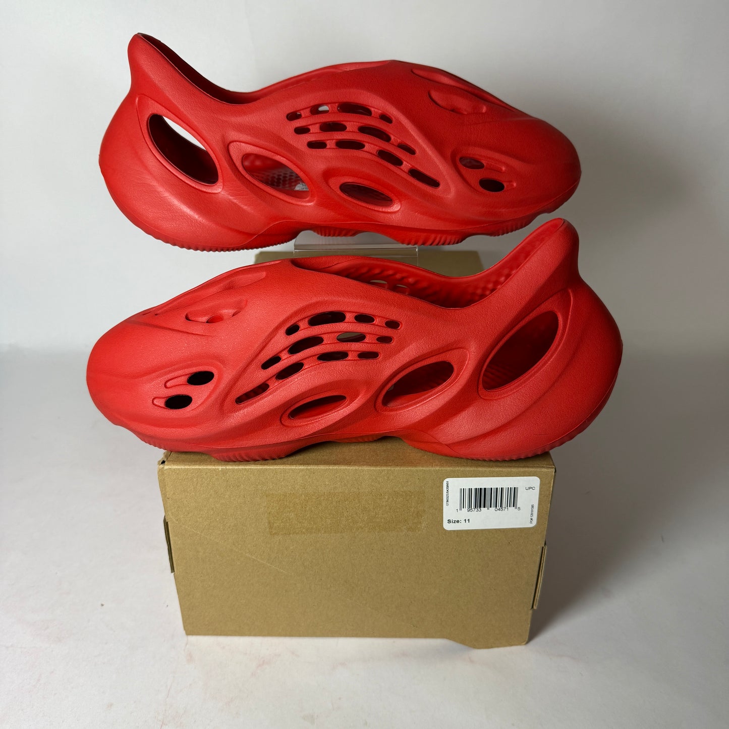 adidas Yeezy Foam Runner Vermillion Red *pre-owned* (SIZE 11) fits small