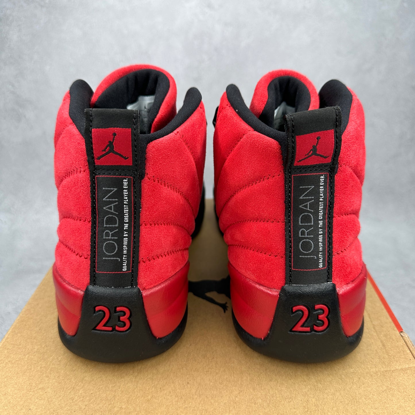 Jordan 12 Retro Reverse Flu Game *pre-owned* SIZE 9