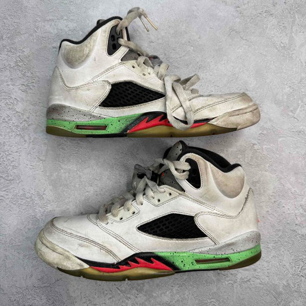 Jordan 5 Retro Poison Green (GS) *pre-owned* SIZE 6.5Y