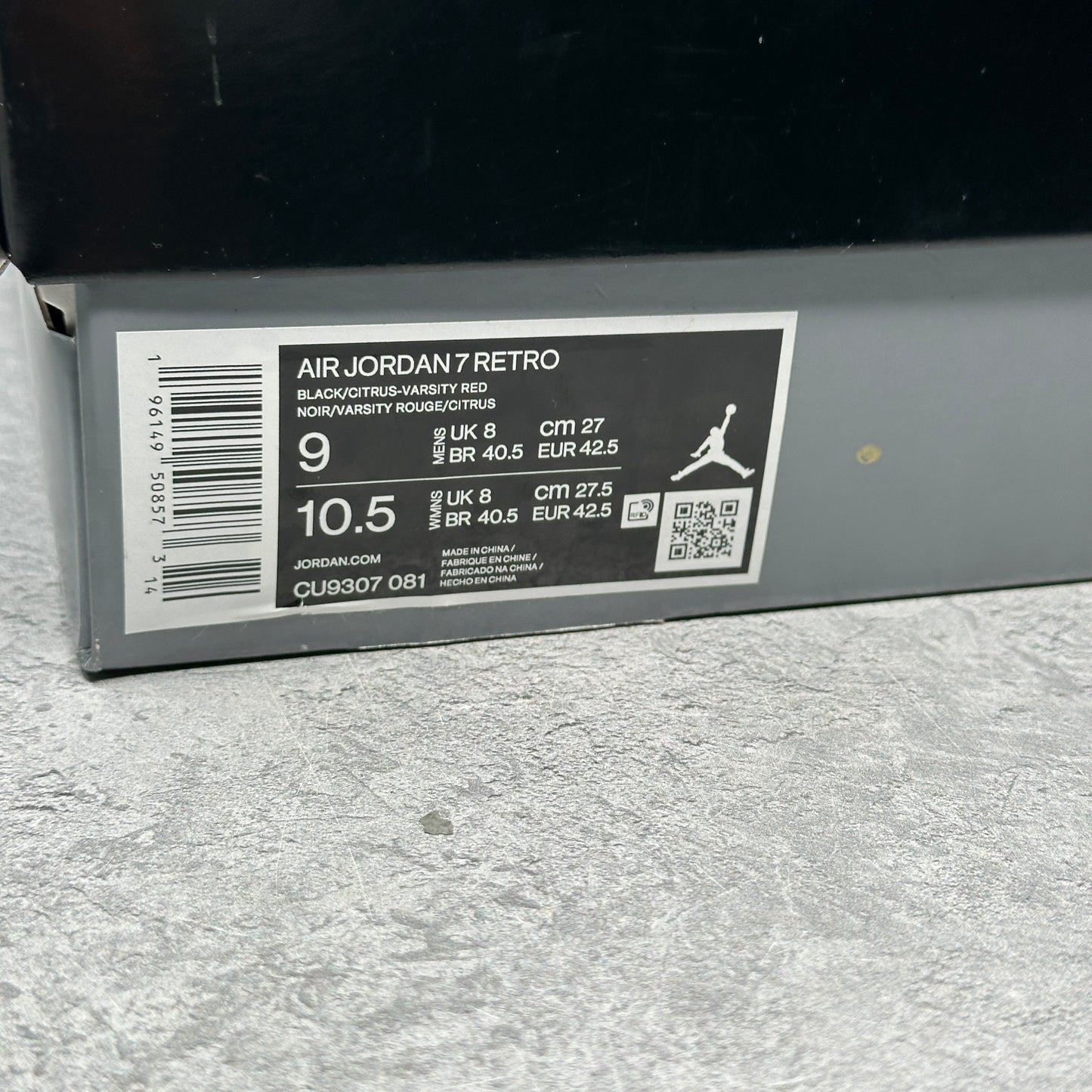 Jordan 7 Retro Citrus (2022) *pre-owned* SIZE 9