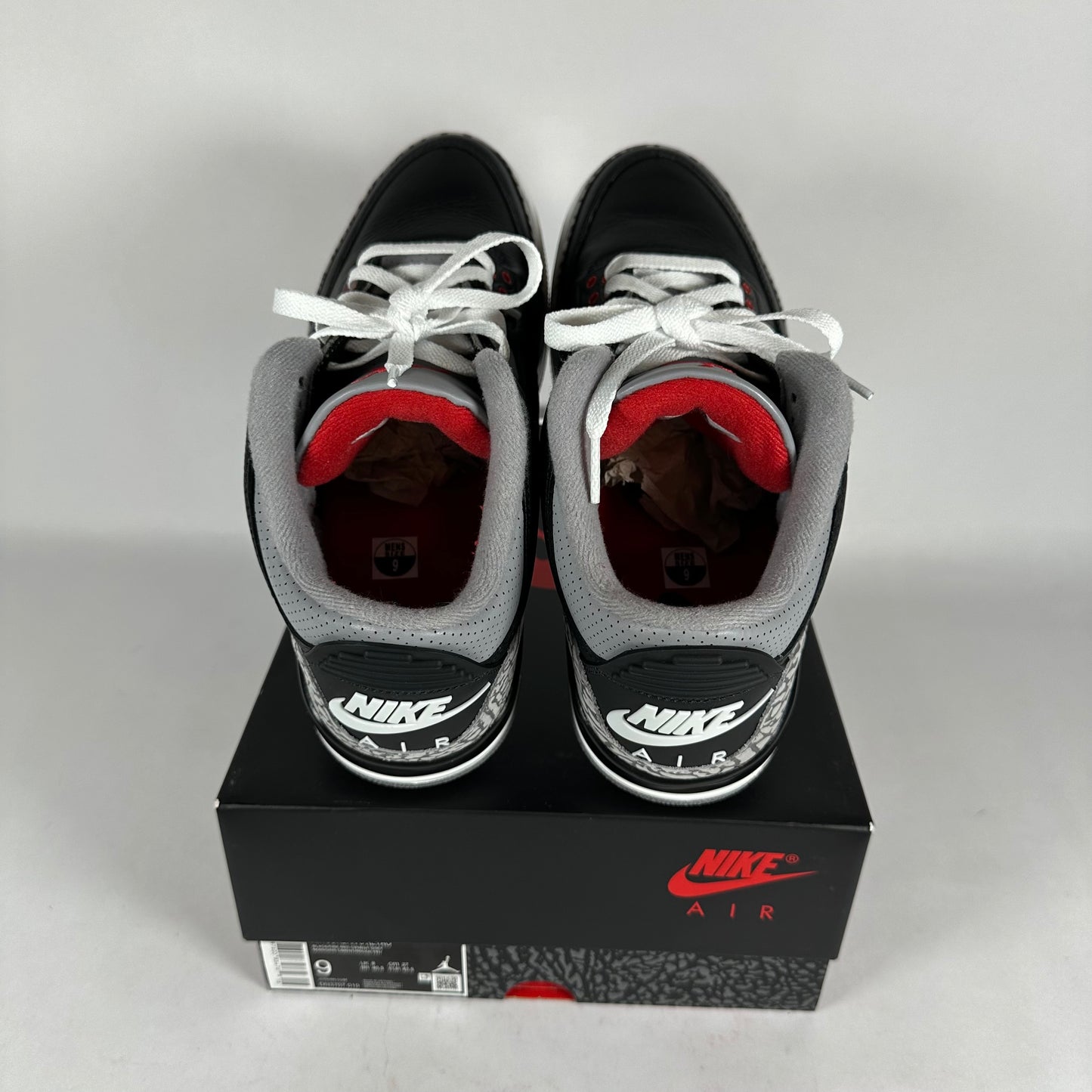 Jordan 3 Black Cement 2024 *pre-owned* size 9