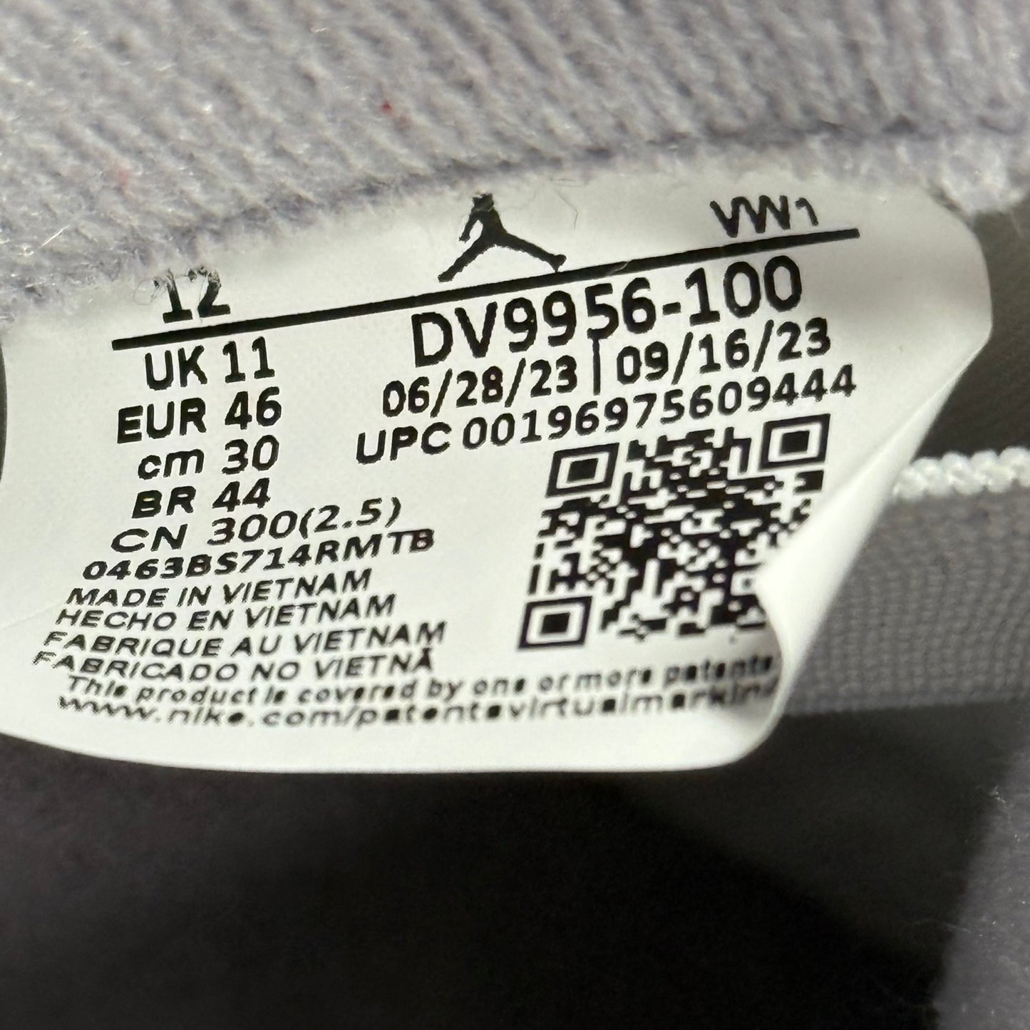 Jordan 2 Retro Low Python *pre - owned* SIZE 12 - Kicks Collective PA - Jordan - DV9956-100 - Men's Shoes - 12M/13.5W - Pre - Owned