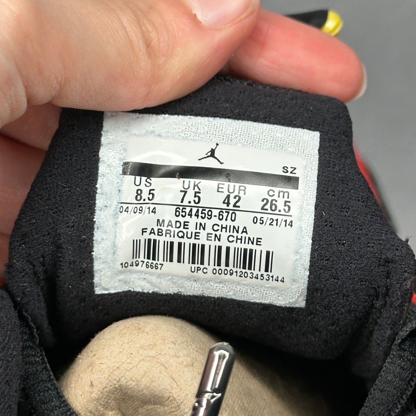 Jordan 14 Retro Challenge Red CLEAN *pre-owned* SIZE 8.5