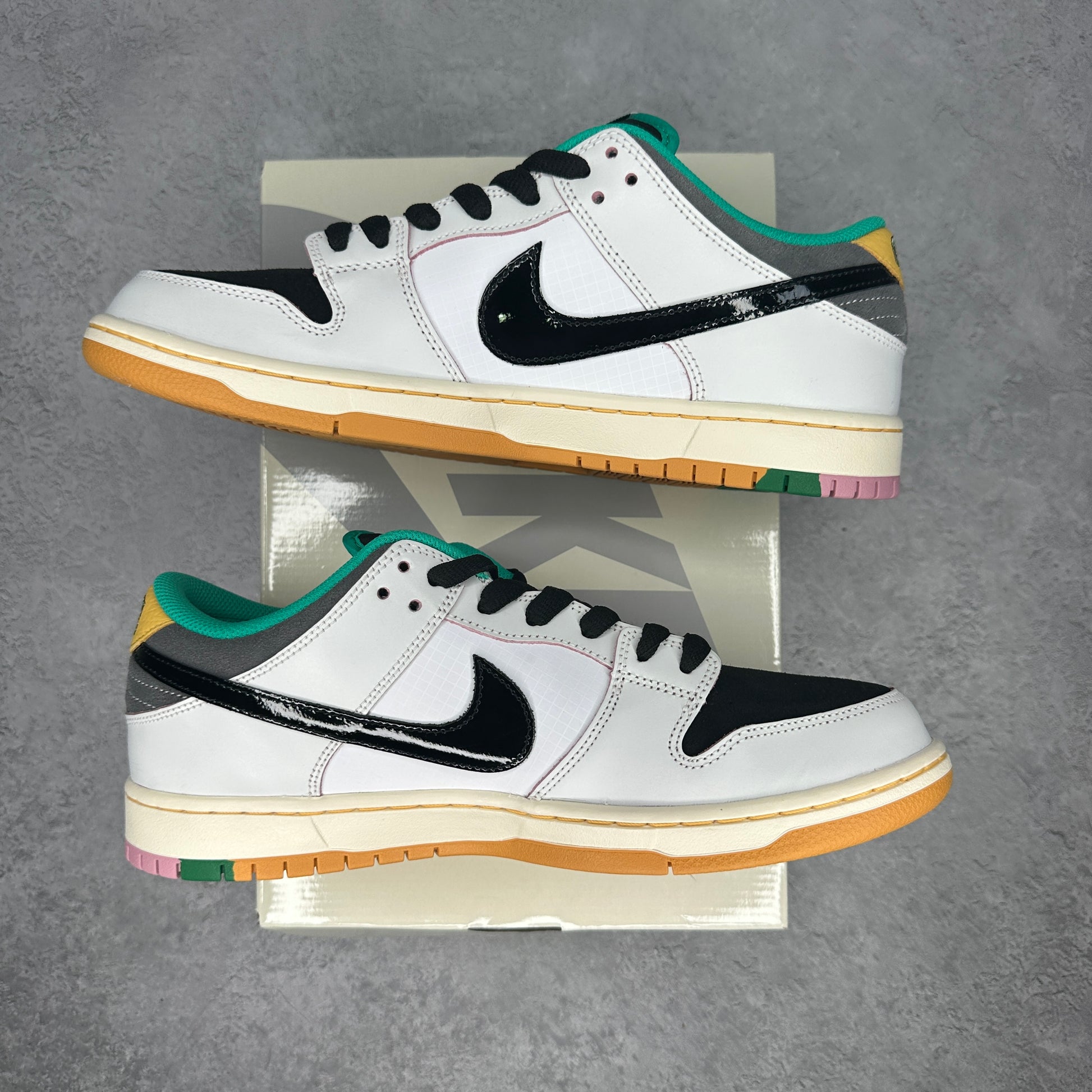 Nike SB Dunk Low CSEF