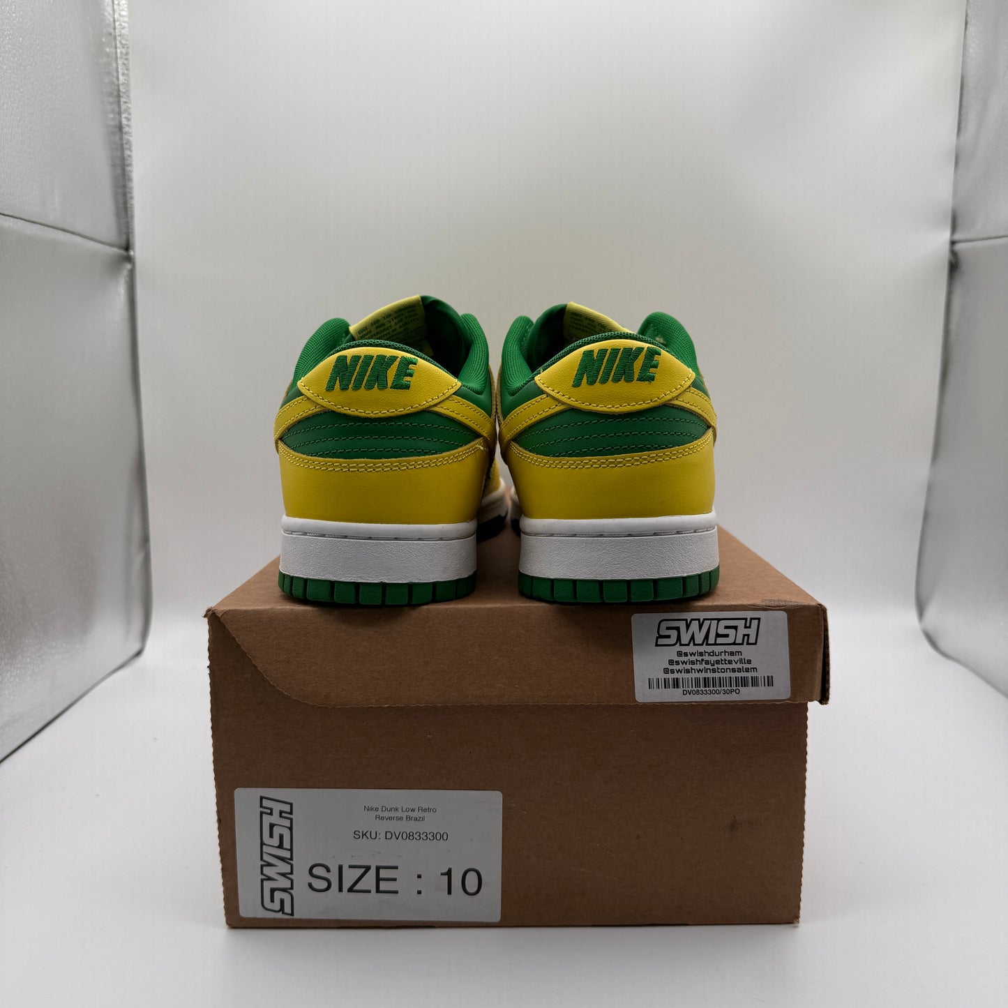 Nike Dunk Low Reverse Brazil *pre-owned* (SIZE 10)