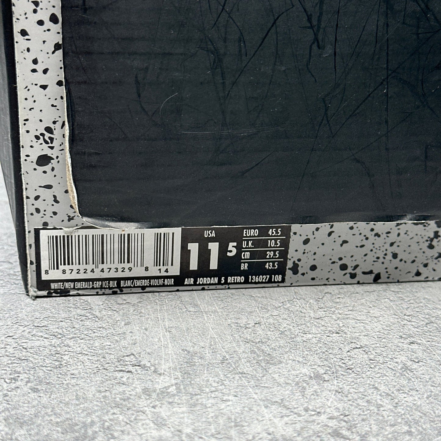 Jordan 5 Retro Grape (2013) *pre - owned* SIZE 11.5 - Kicks Collective PA - Jordan - 136027-108 - Men's Shoes - 11.5M/13W - Pre - Owned