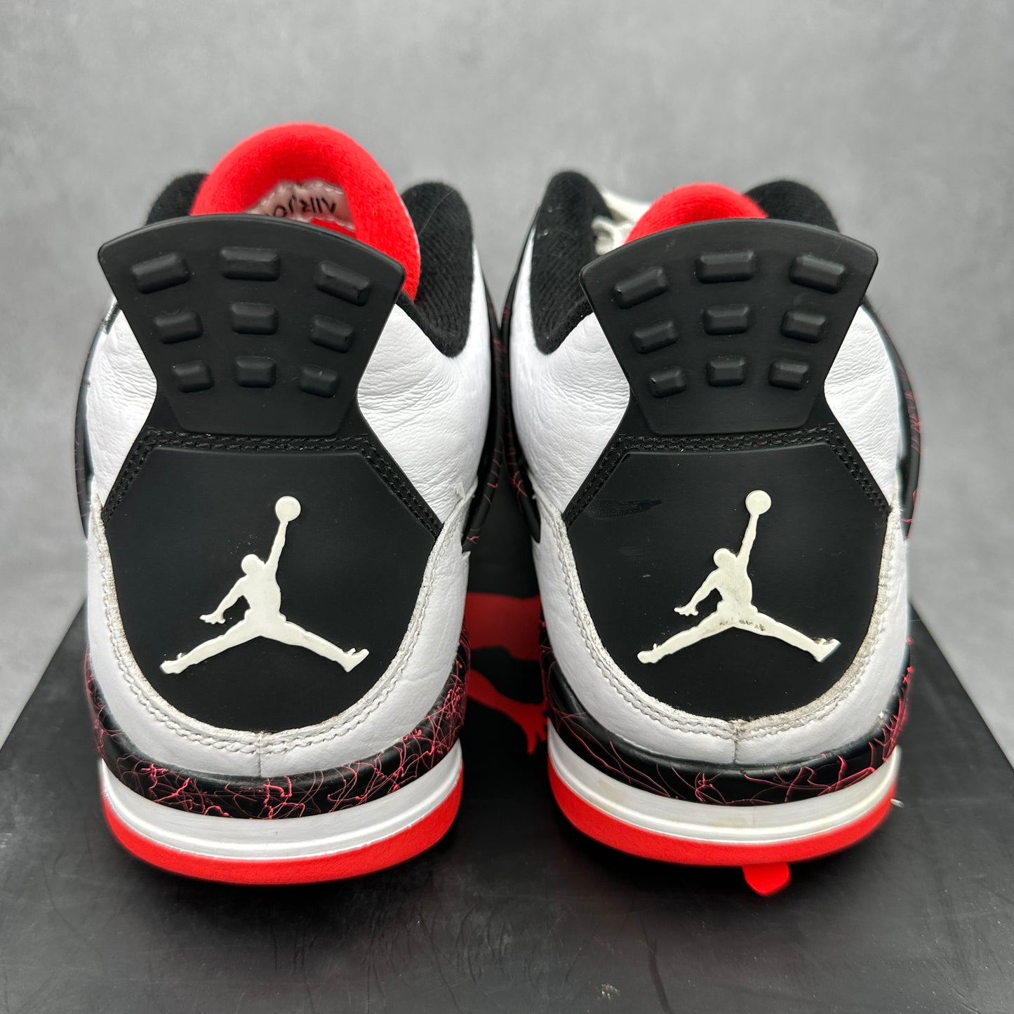 Jordan 4 Retro Flight Nostalgia *pre-owned* SIZE 11.5