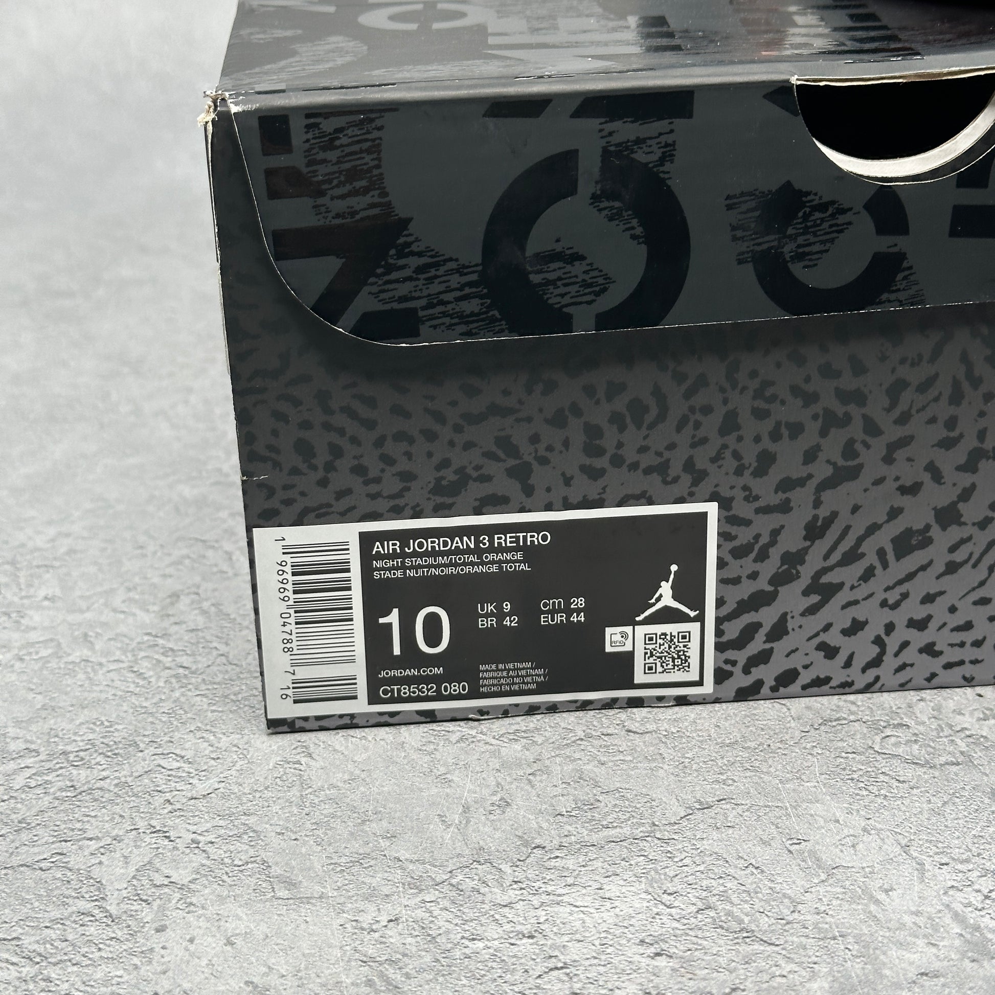 Jordan 3 Retro Fear Pack (2023) *pre-owned* SIZE 10