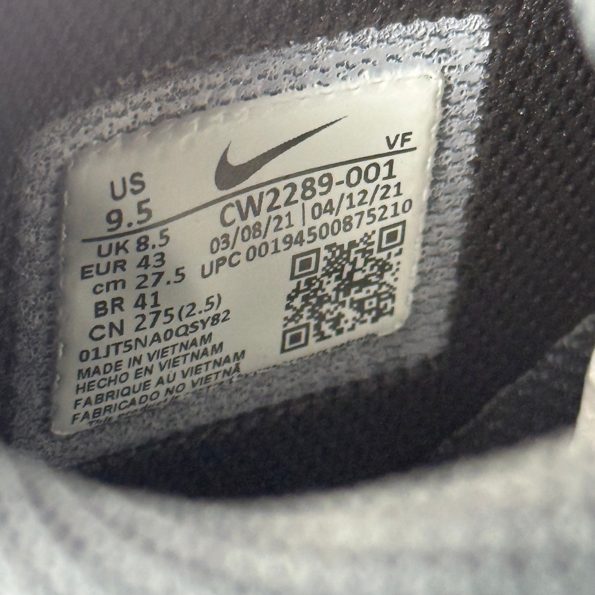 Nike Air Force 1 Mid '07 Black *pre-owned* SIZE 9.5
