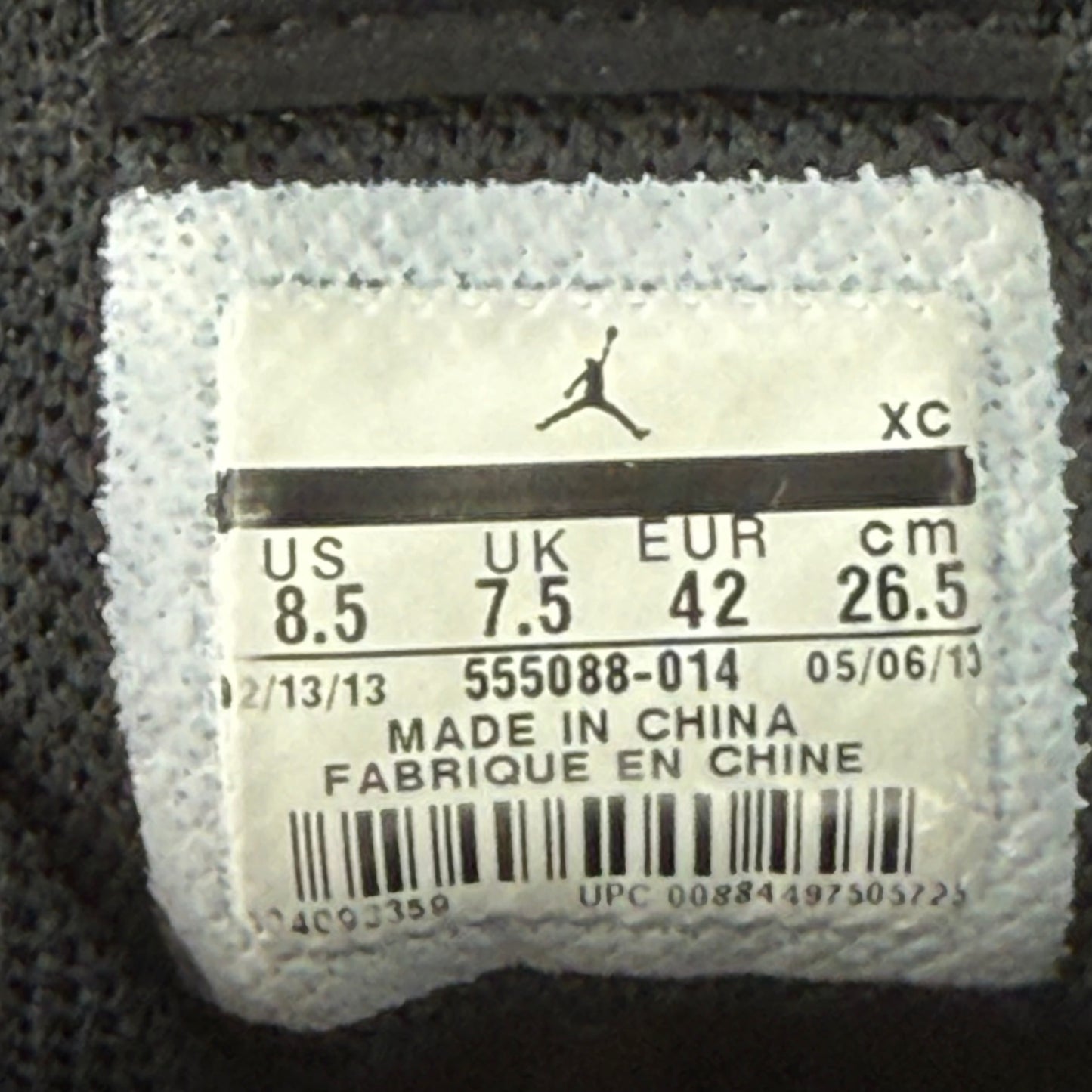 Jordan 1 Retro Shadow (2013) *pre-owned* SIZE 8.5